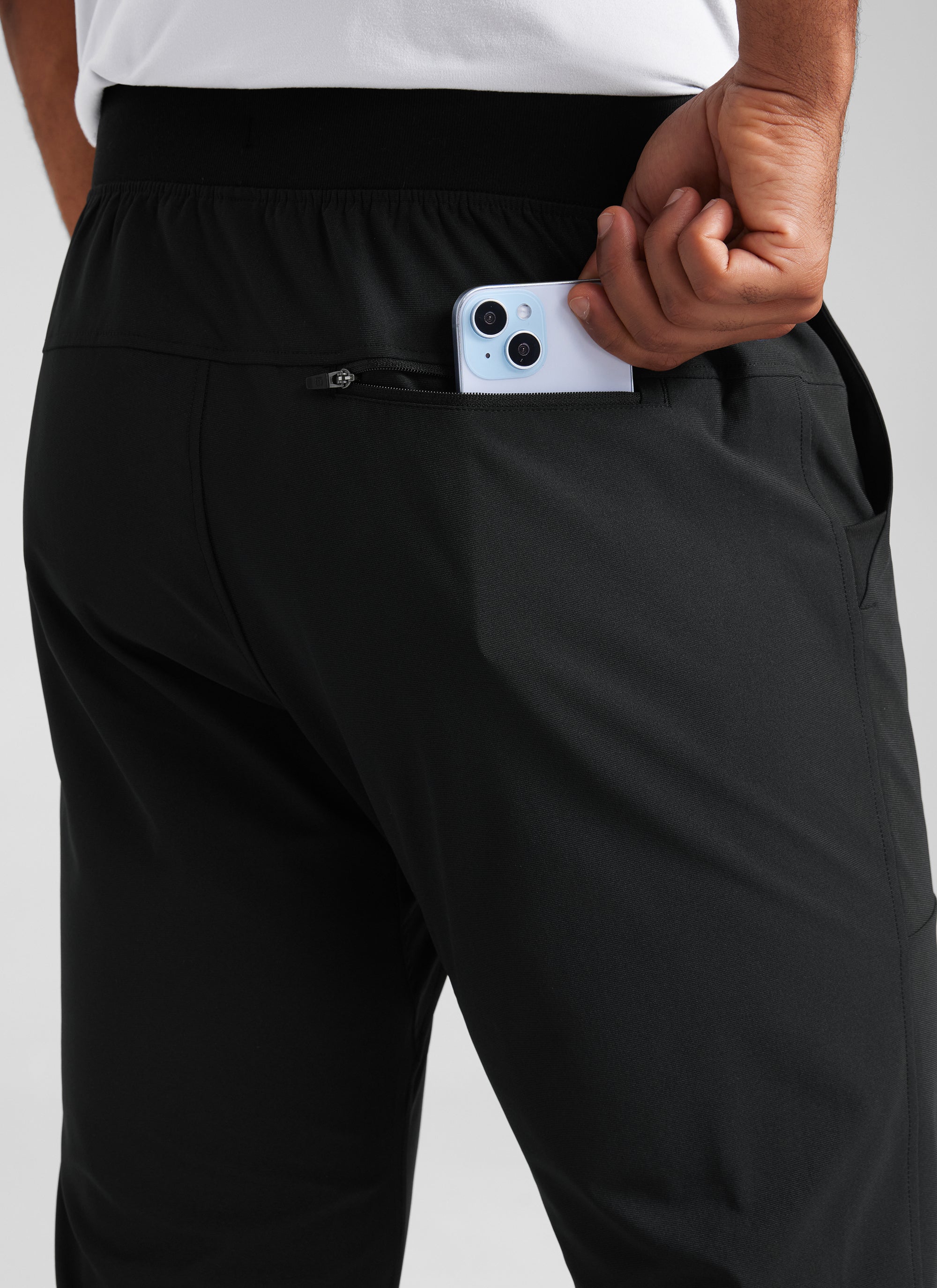 CRZ YOGA Men All Day Comfy Slim-Fit Golf Joggers 32'' with Pockets Black @model_info:H