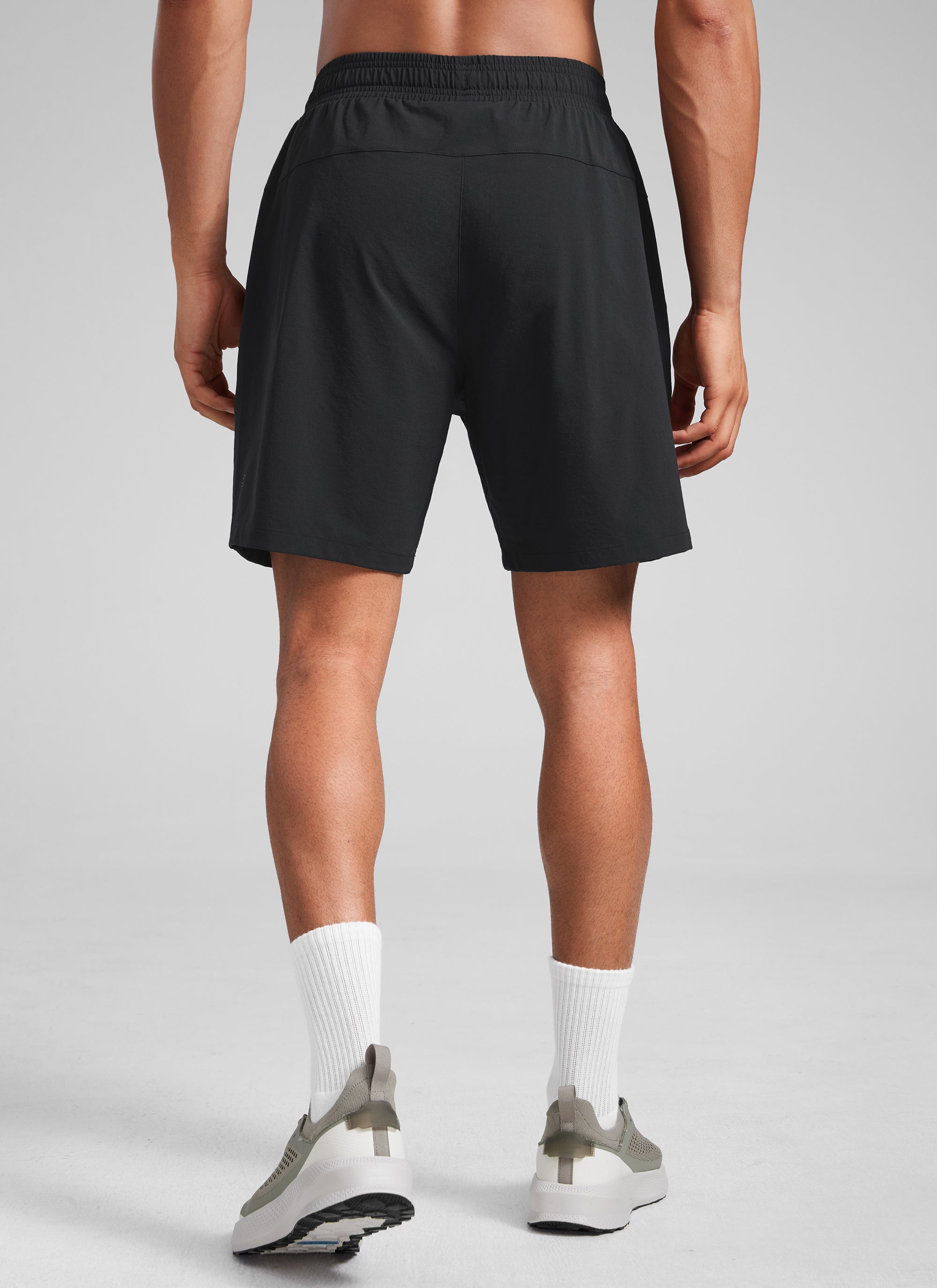CRZ YOGA Men‘s Workout Water Resistant Short 7
