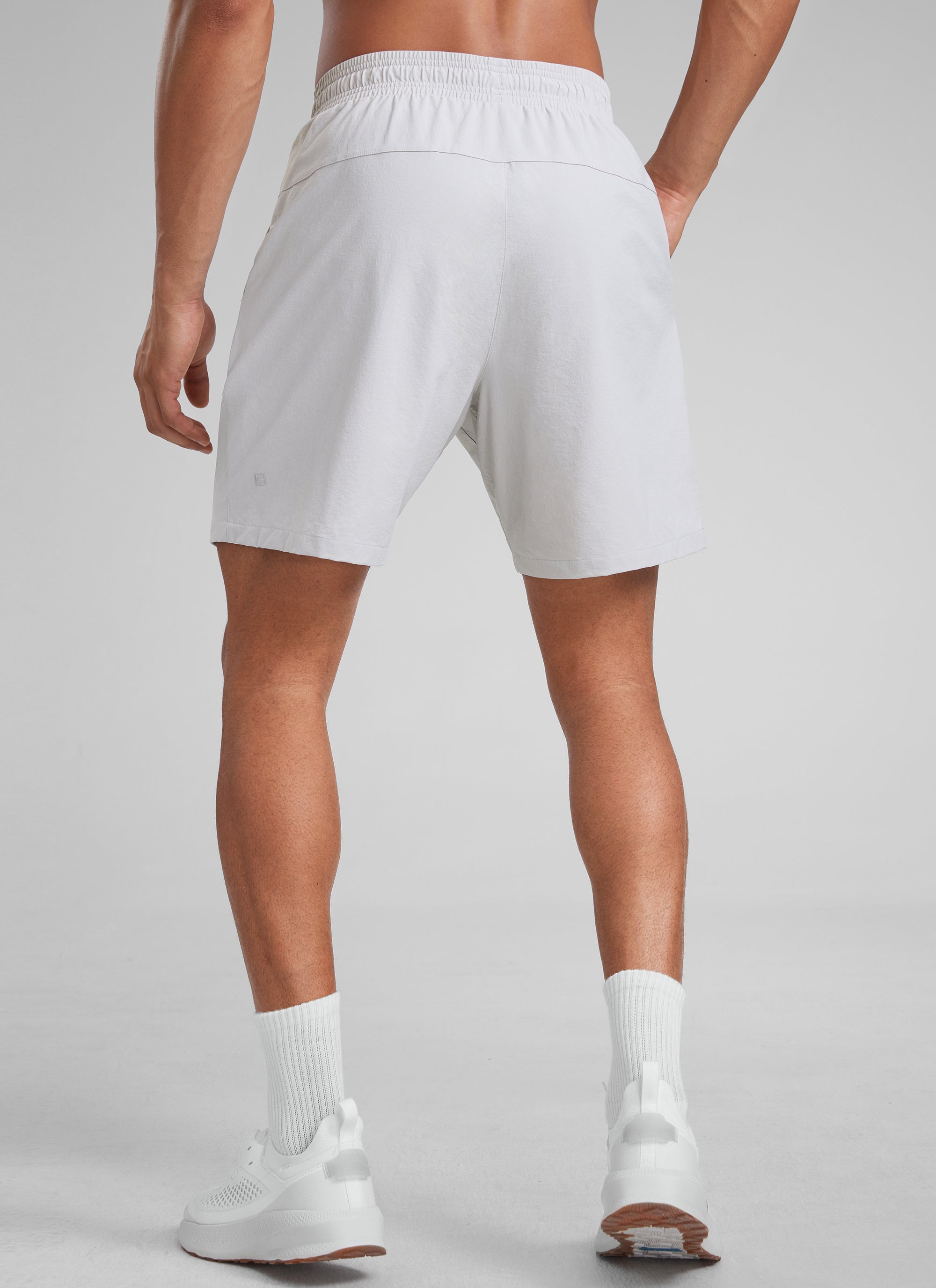 CRZ YOGA Men‘s Workout Water Resistant Short 7