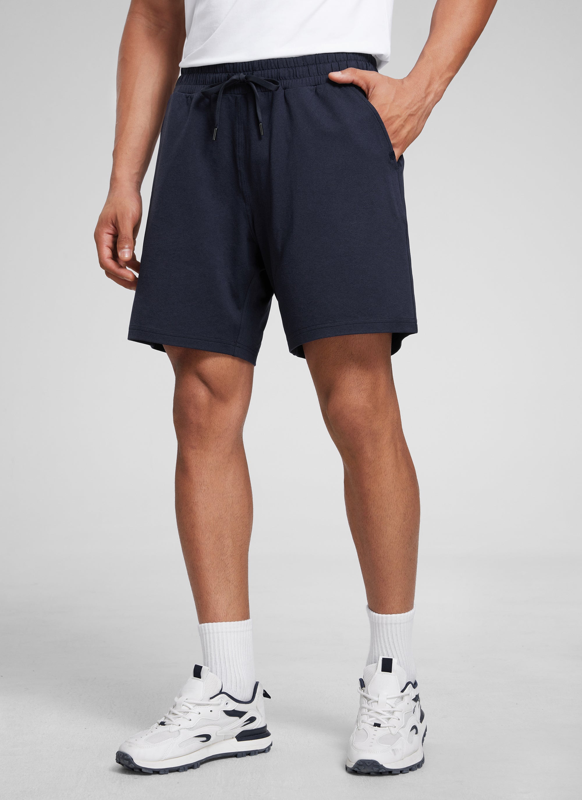 CRZ YOGA Men's Casual Lightweight Sweat Shorts with Pockets Navy @model_info:J