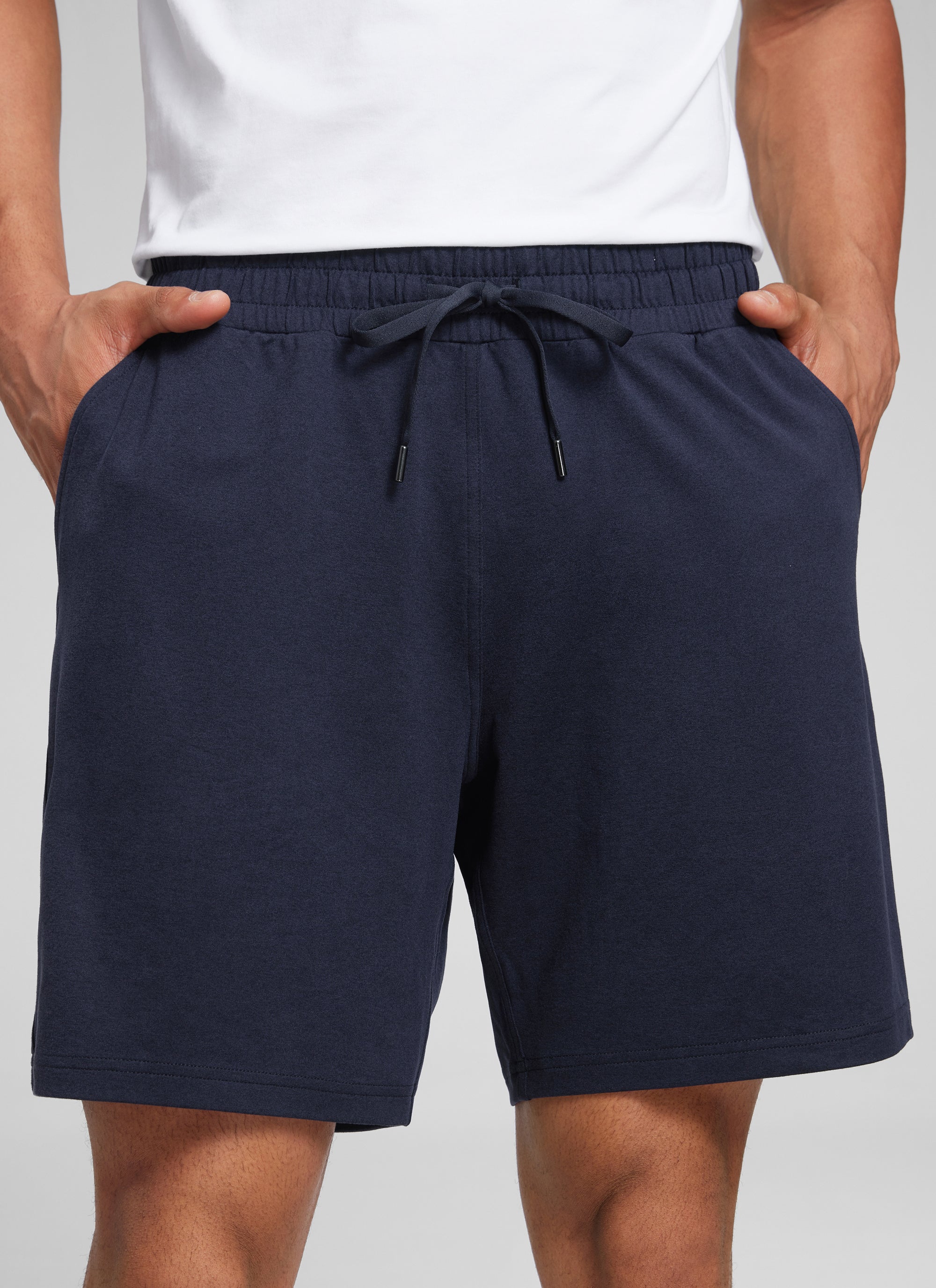 CRZ YOGA Men's Casual Lightweight Sweat Shorts with Pockets Navy @model_info:J