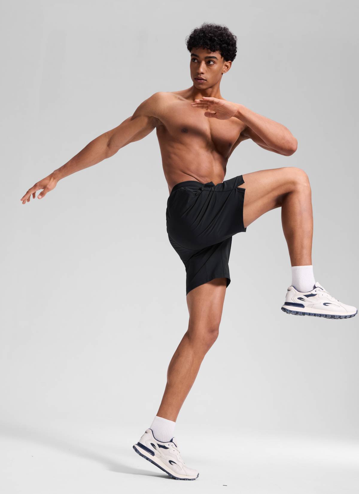 CRZ YOGA Men's Motion Workout Classic FIt Quick Dry Pocket Shorts  7