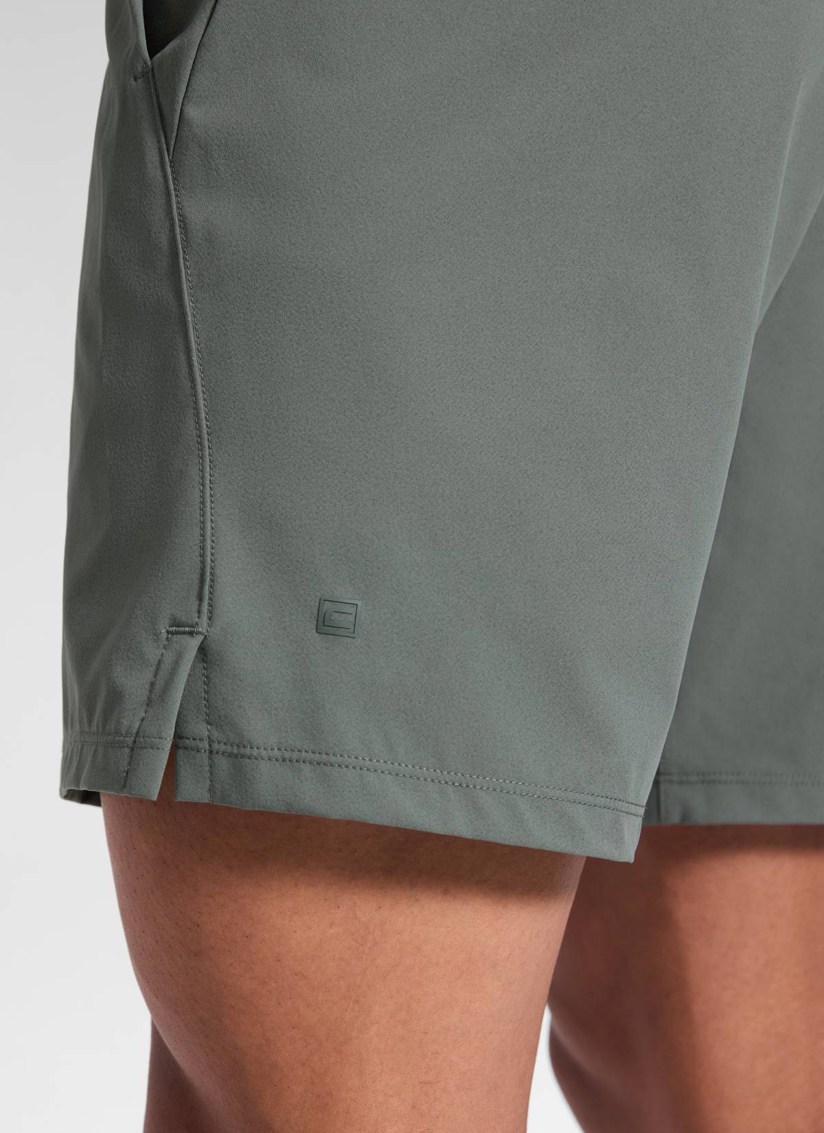 CRZ YOGA Men's Motion Workout Classic FIt Quick Dry Pocket Shorts  7