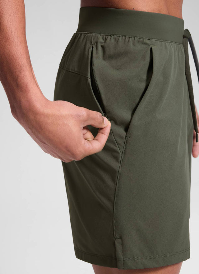 CRZ YOGA Men's Motion Workout Classic FIt Quick Dry Pocket Shorts  7