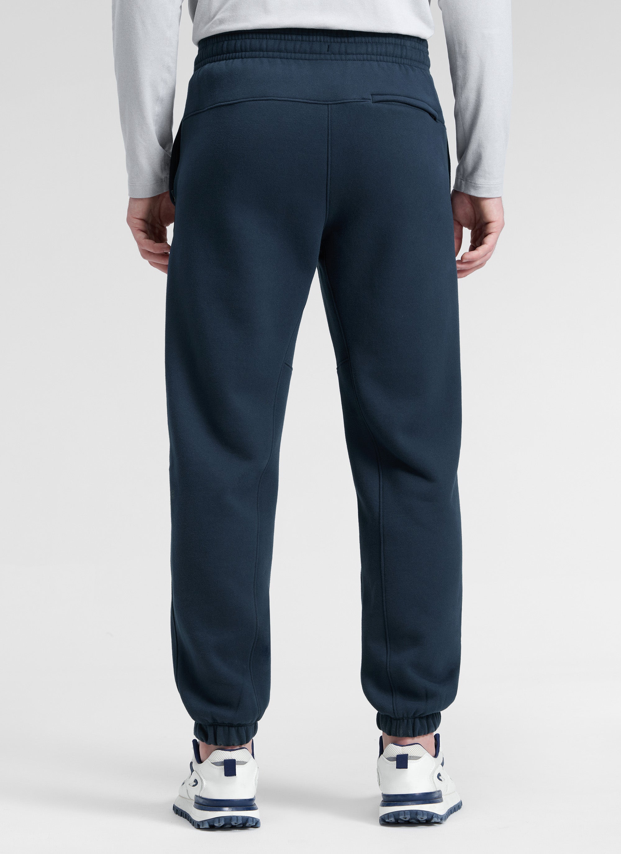CRZ YOGA Mens Classic Fit Zipper Pockets Sweatpants 30