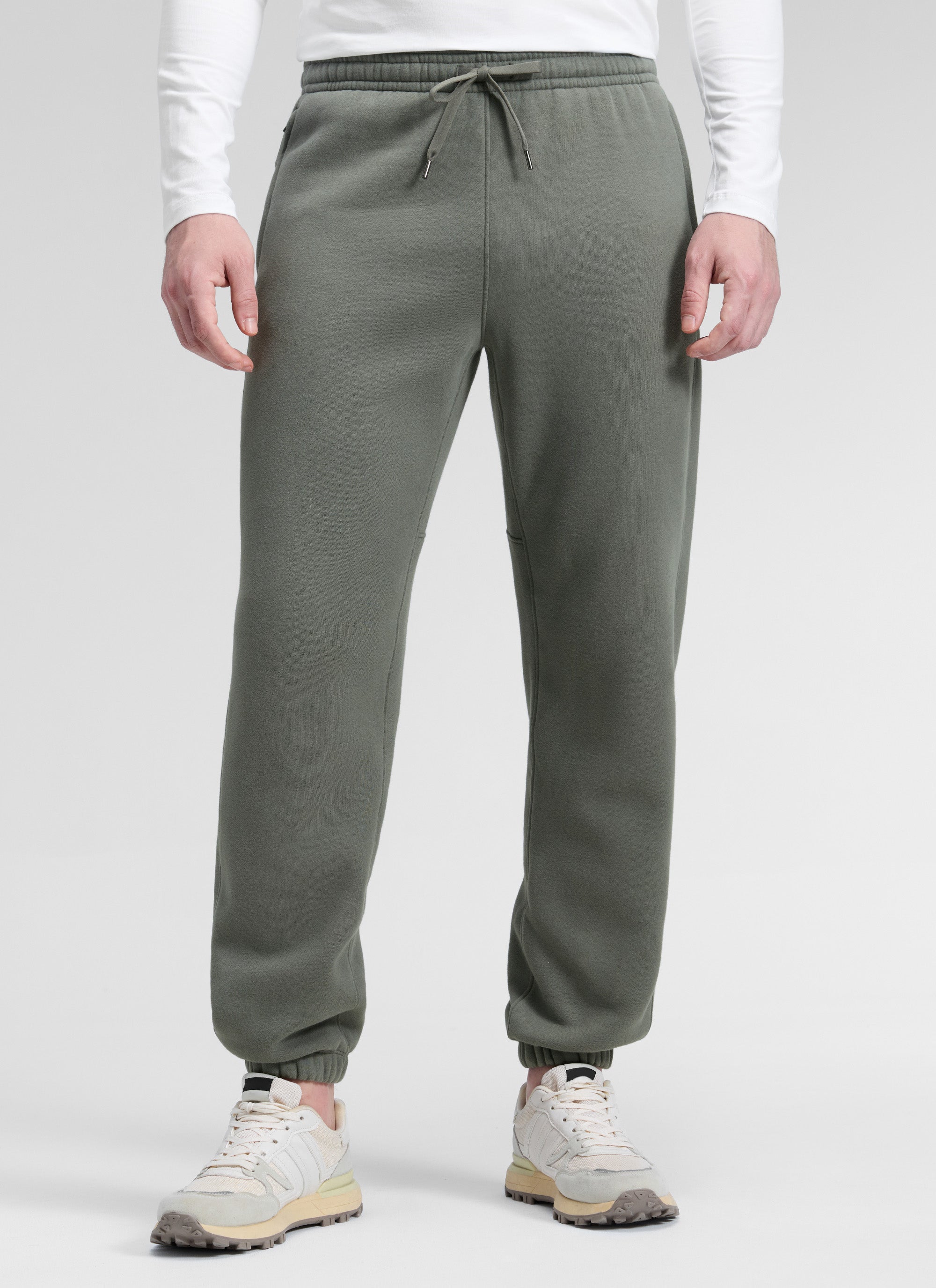 CRZ YOGA Mens Classic Fit Zipper Pockets Sweatpants 30