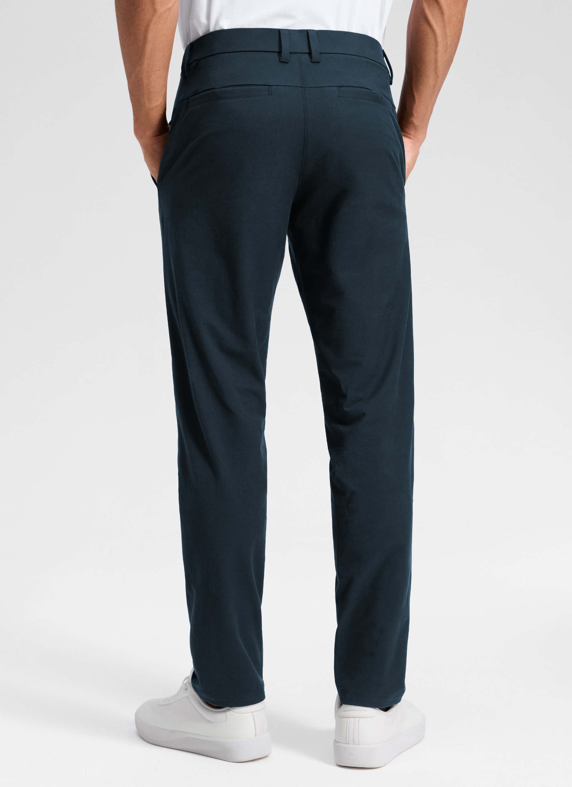CRZ YOGA Man's Stretch Cotton Golf Mid Rise Pocket Chino Pant 30