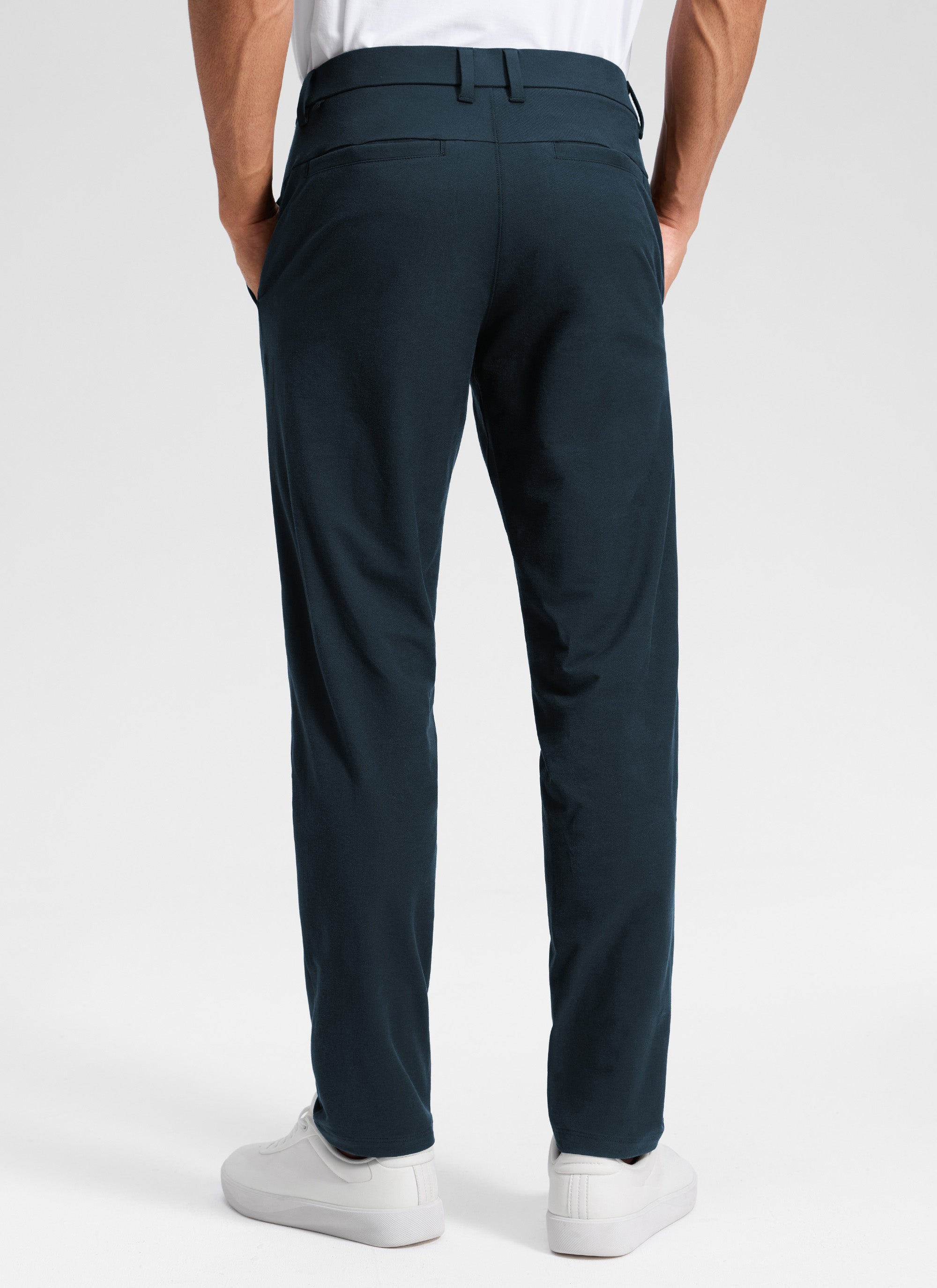 CRZ YOGA Man's Stretch Cotton Golf Mid Rise Pocket Chino Pant 30