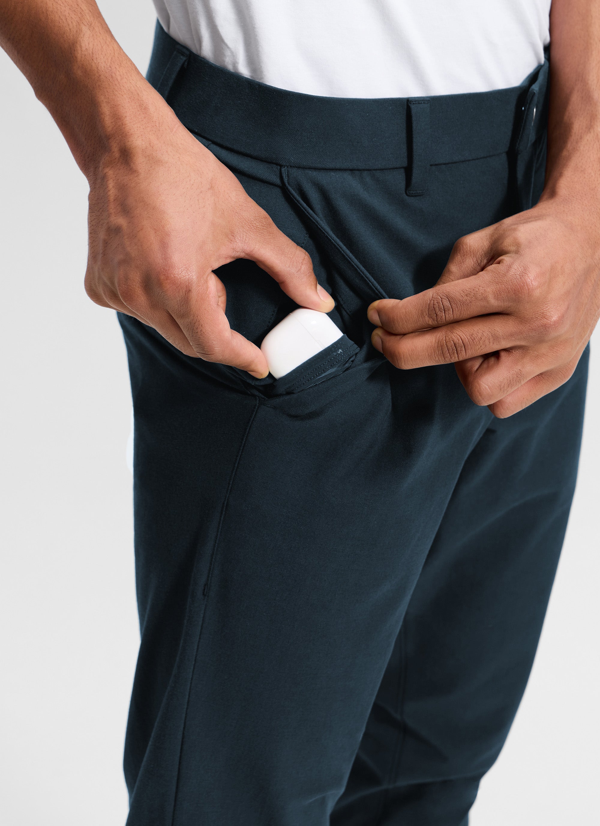 CRZ YOGA Man's Stretch Cotton Golf Mid Rise Pocket Chino Pant 30