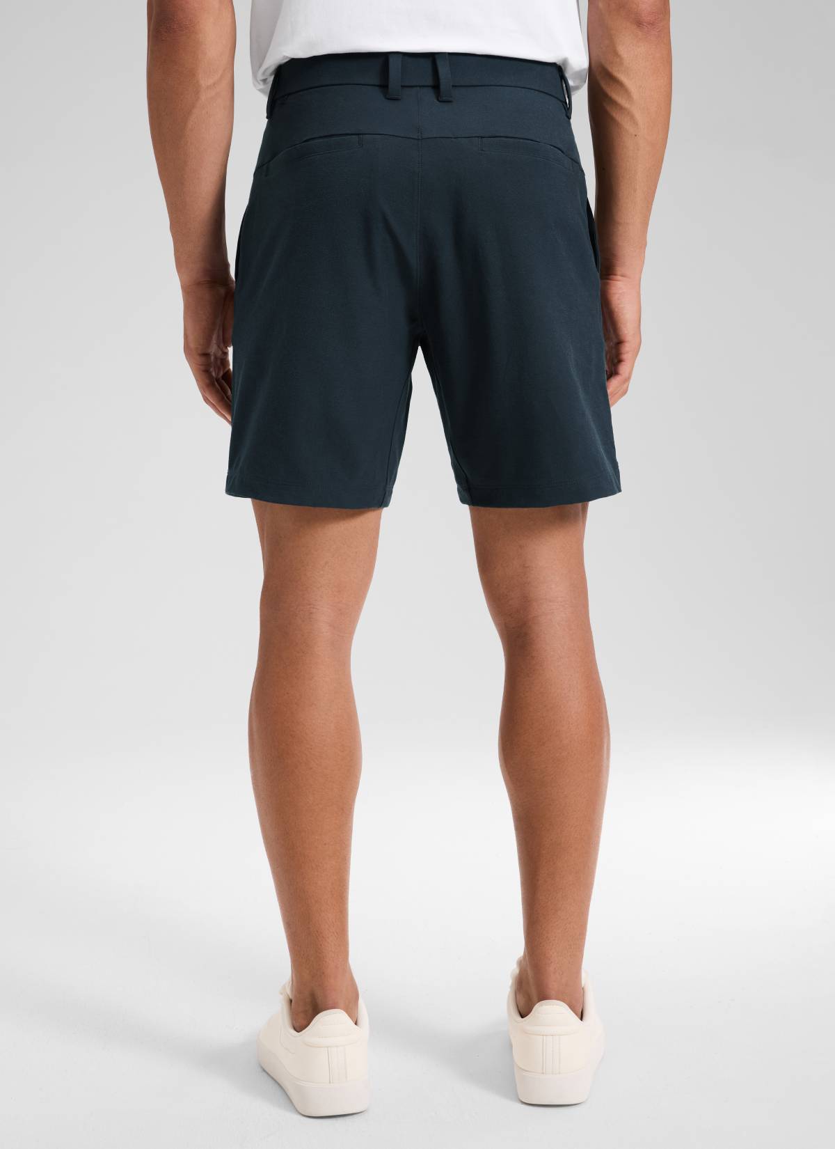 CRZ YOGA Men's Stretch Cotton Golf Mid Rise Pocket Chino Shorts 7