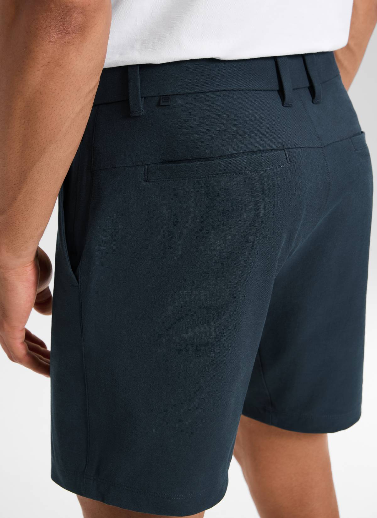 CRZ YOGA Men's Stretch Cotton Golf Mid Rise Pocket Chino Shorts 7