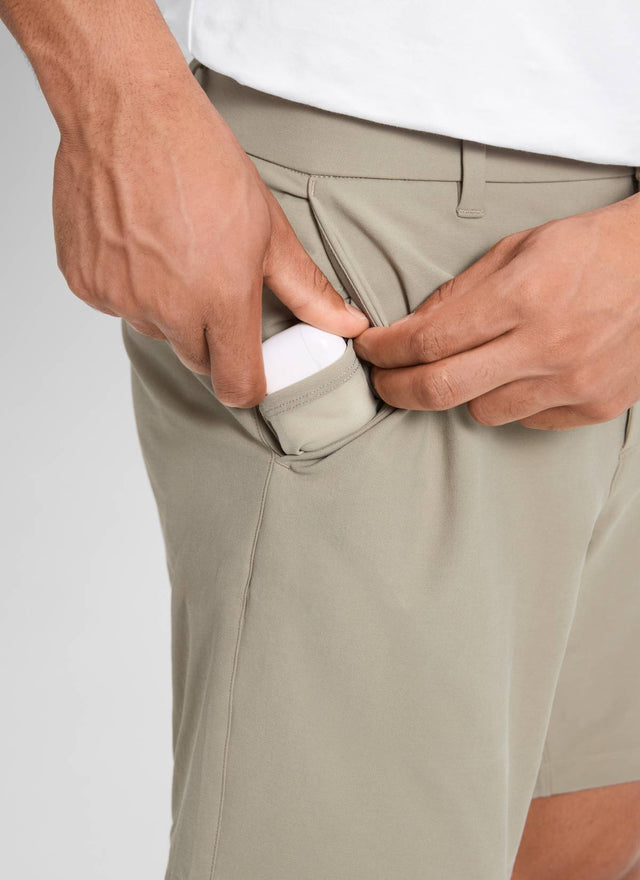 CRZ YOGA Men's Stretch Cotton Golf Mid Rise Pocket Chino Shorts 7