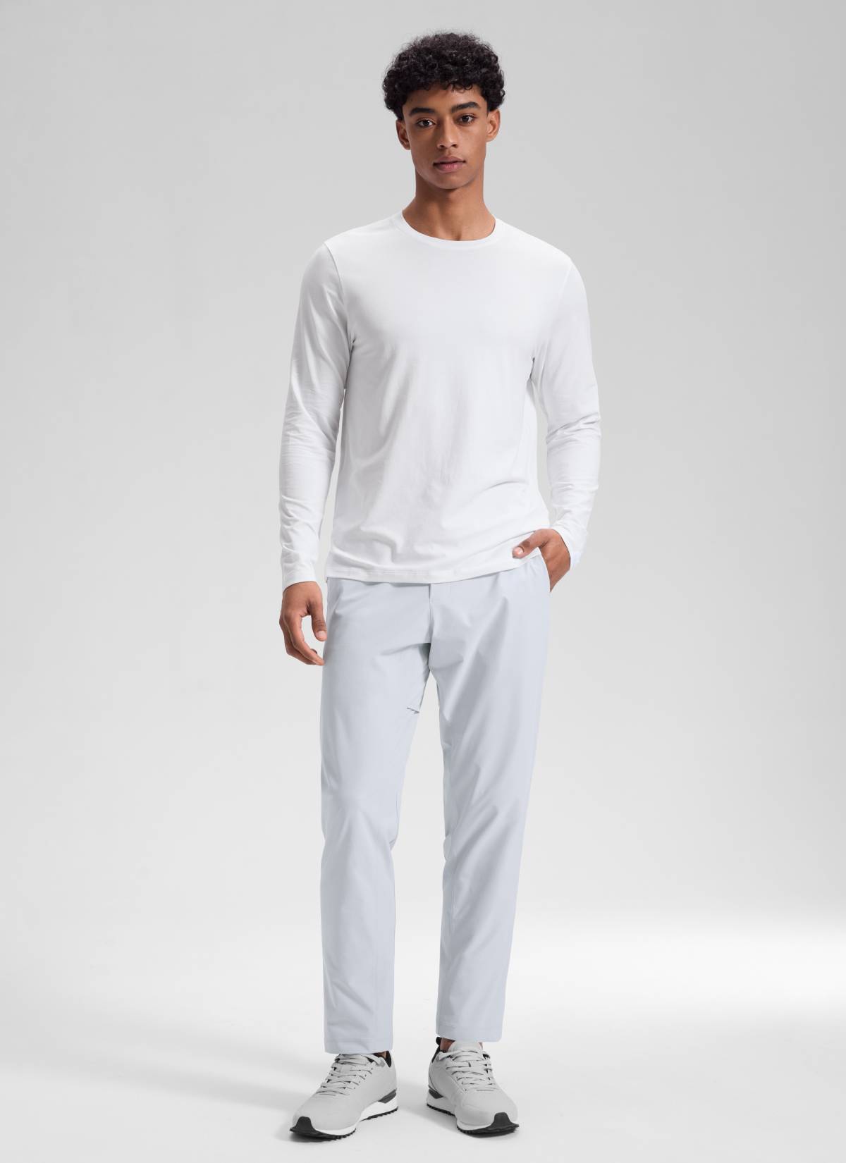 CRZ YOGA Mens Motion Workout Daily Mid Rise Drawstring Pocket Pant 30