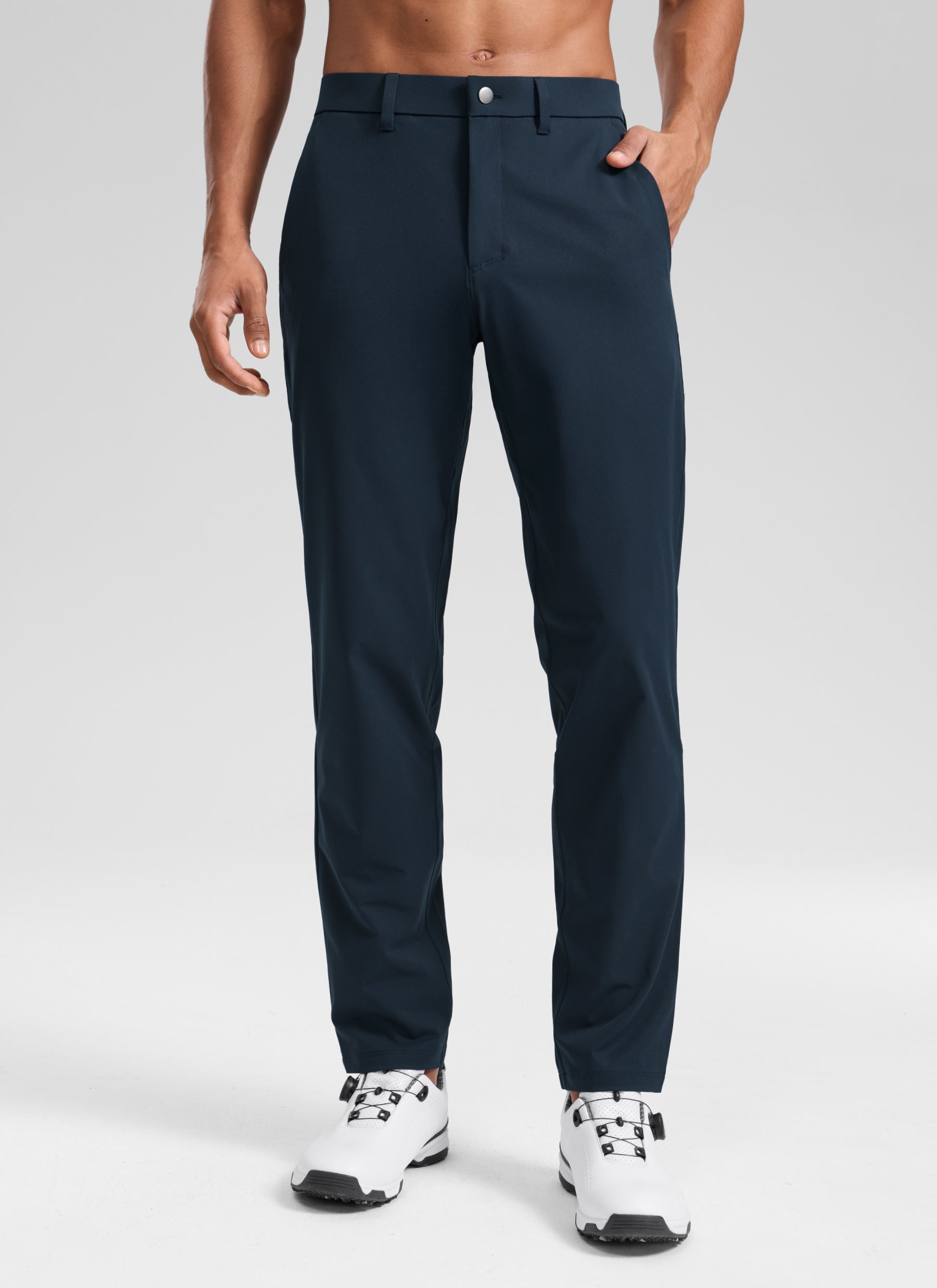 CRZ YOGA Men's BreezeLite Lightweight Golf Mid Rise Pocket Pant 32