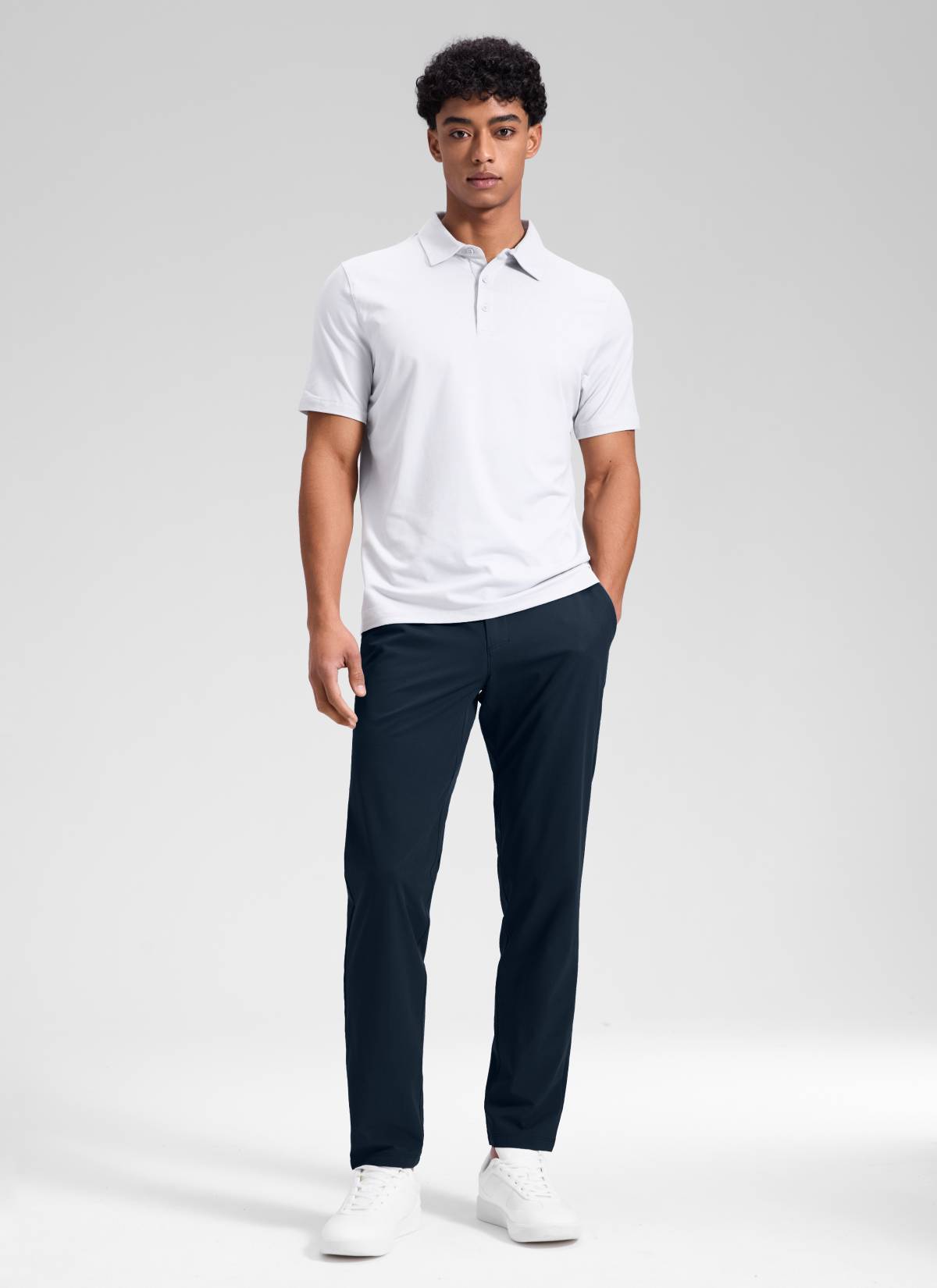CRZ YOGA Men's BreezeLite Lightweight Golf Mid Rise Pocket Pant 32