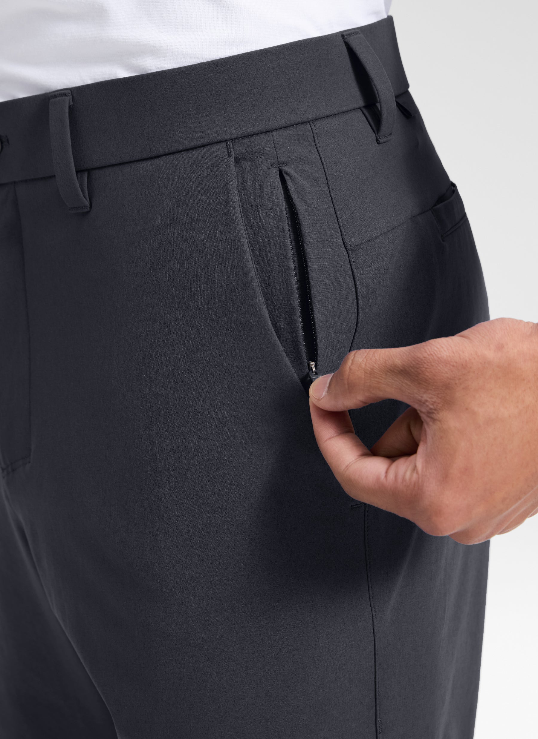 CRZ YOGA Men's BreezeLite Lightweight Golf Mid Rise Pocket Pant 32