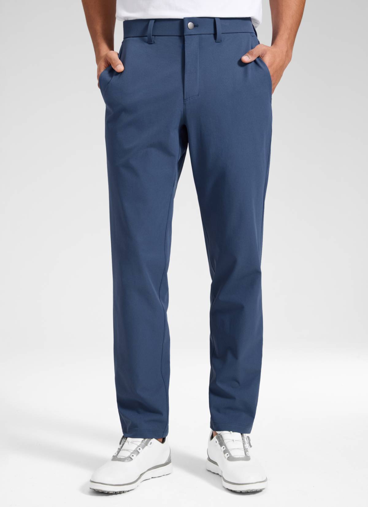 CRZ YOGA Men's BreezeLite Lightweight Golf Mid Rise Pocket Pant 32
