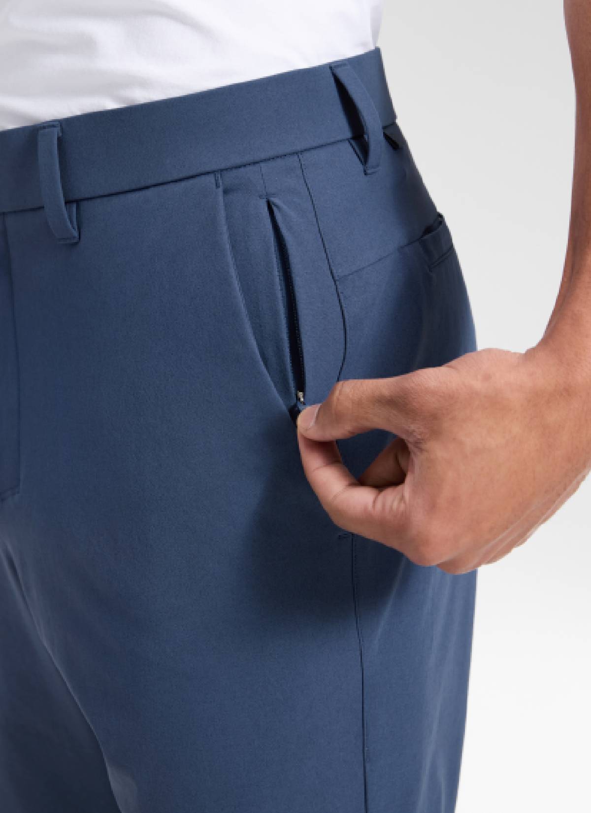 CRZ YOGA Men's BreezeLite Lightweight Golf Mid Rise Pocket Pant 32