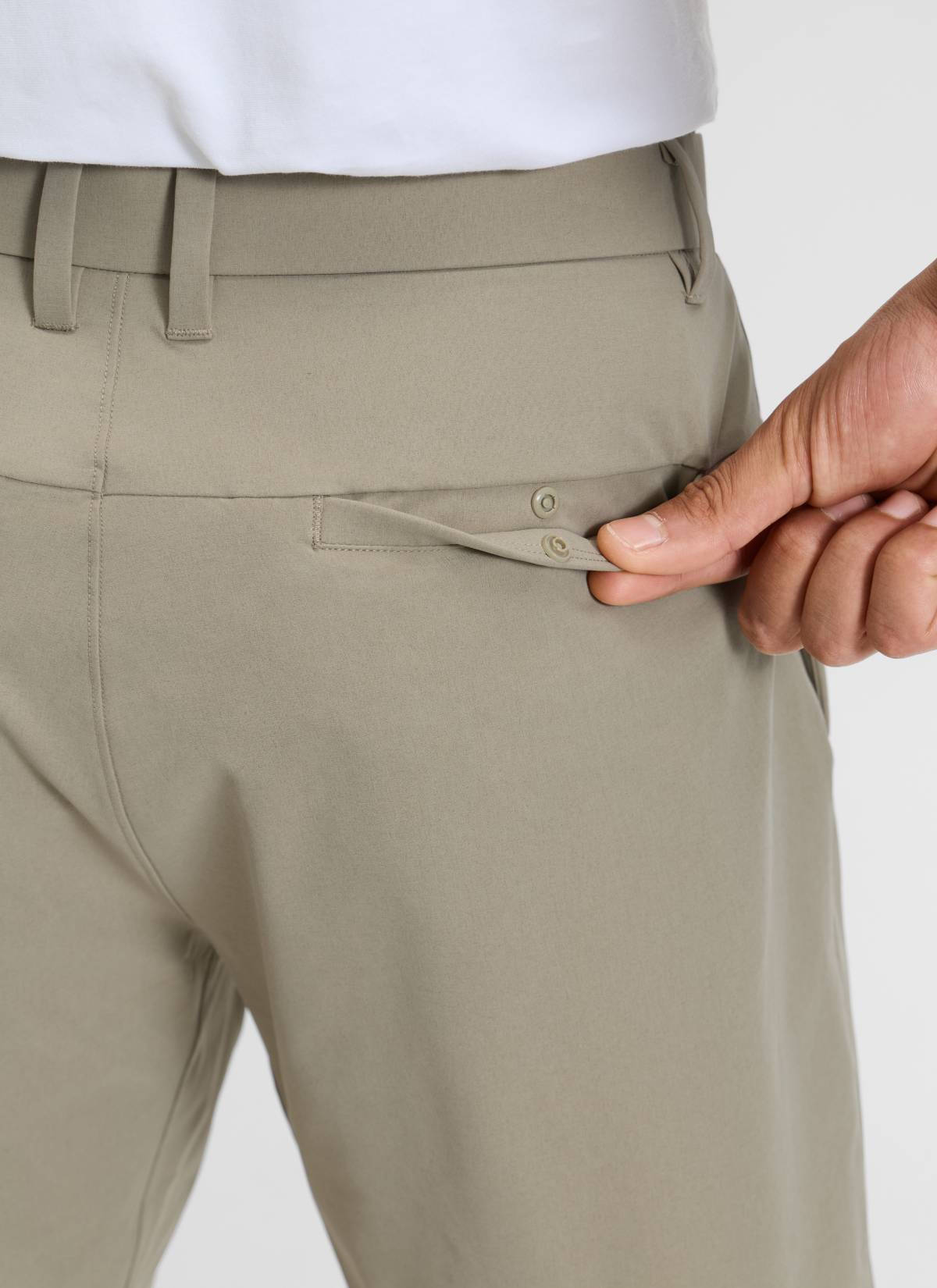 CRZ YOGA Men's BreezeLite Lightweight Golf Mid Rise Pocket Shorts 7