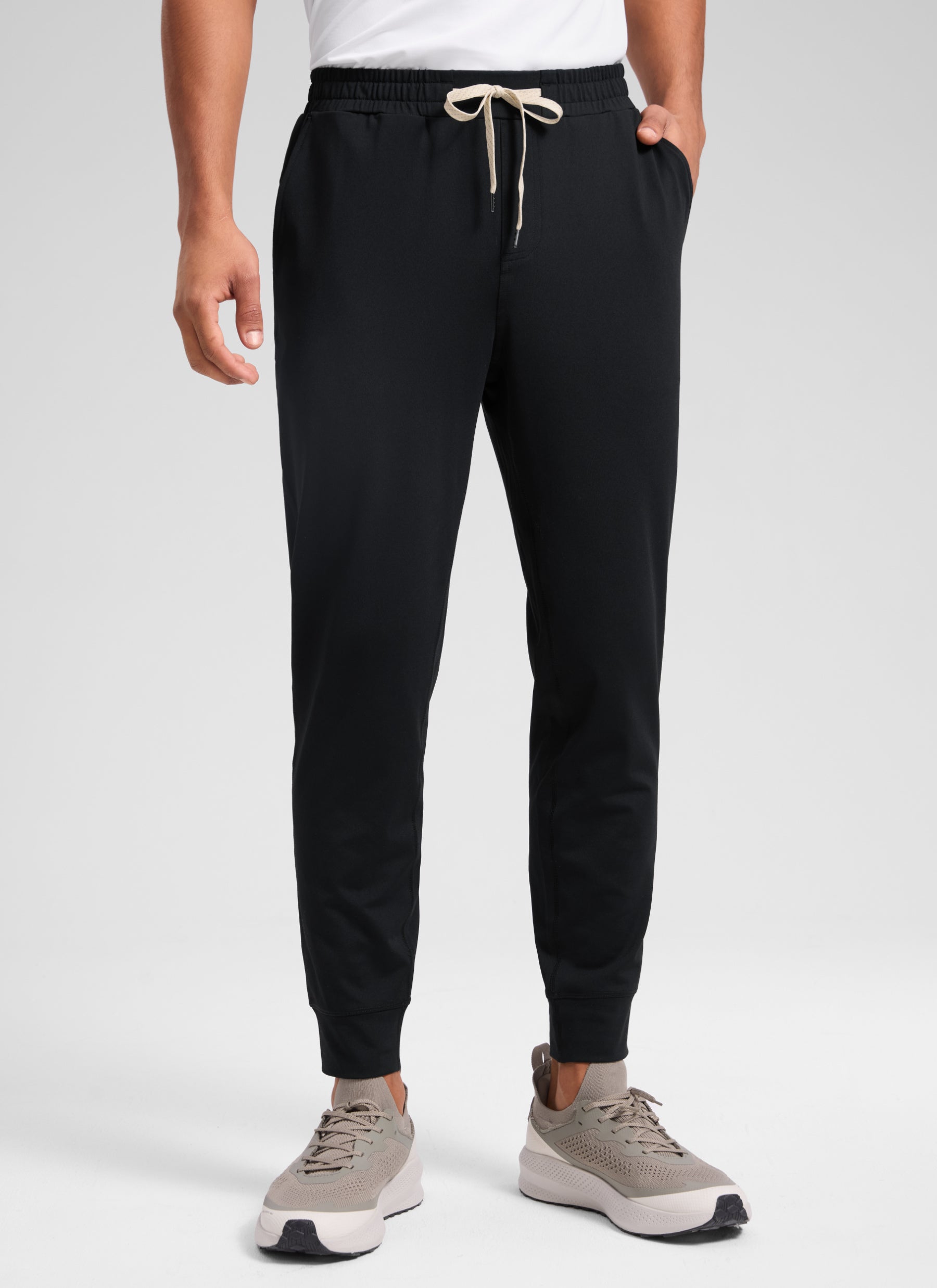 CRZ YOGA Men's Workout Casual Mid Rise Drawstring Pocket Jogger 29