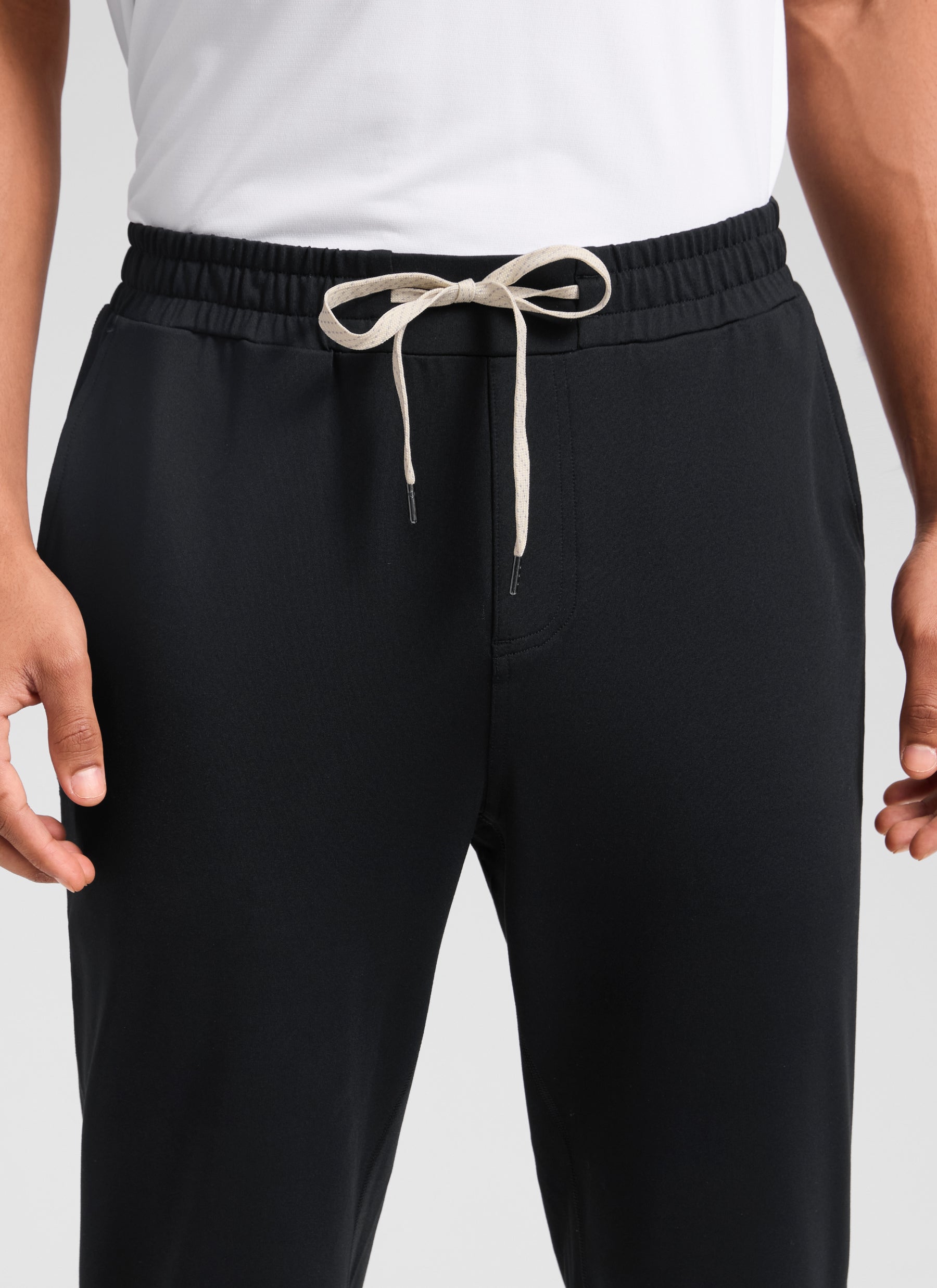 CRZ YOGA Men's Workout Casual Mid Rise Drawstring Pocket Jogger 29