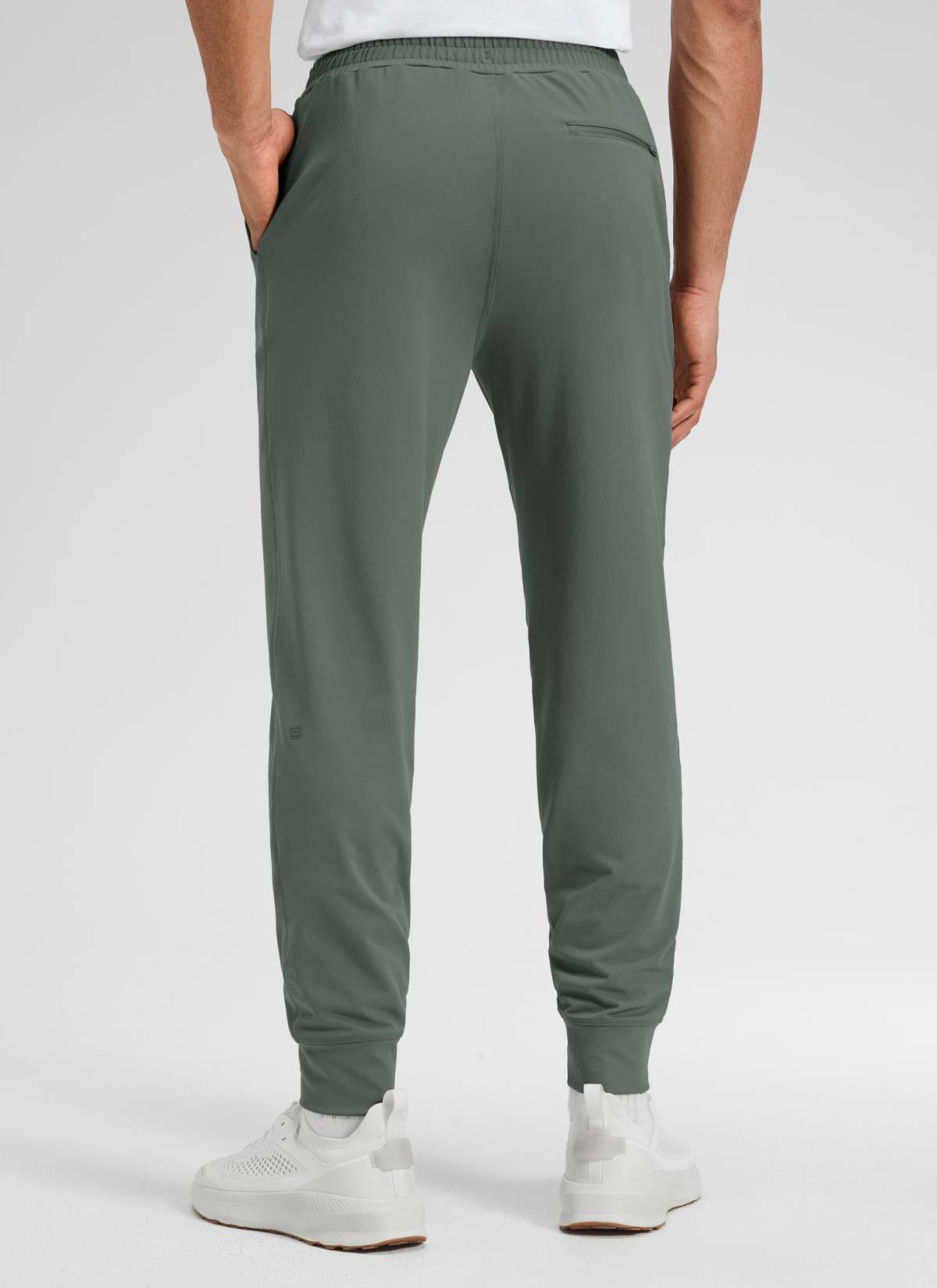 CRZ YOGA Men's Workout Casual Mid Rise Drawstring Pocket Jogger 29