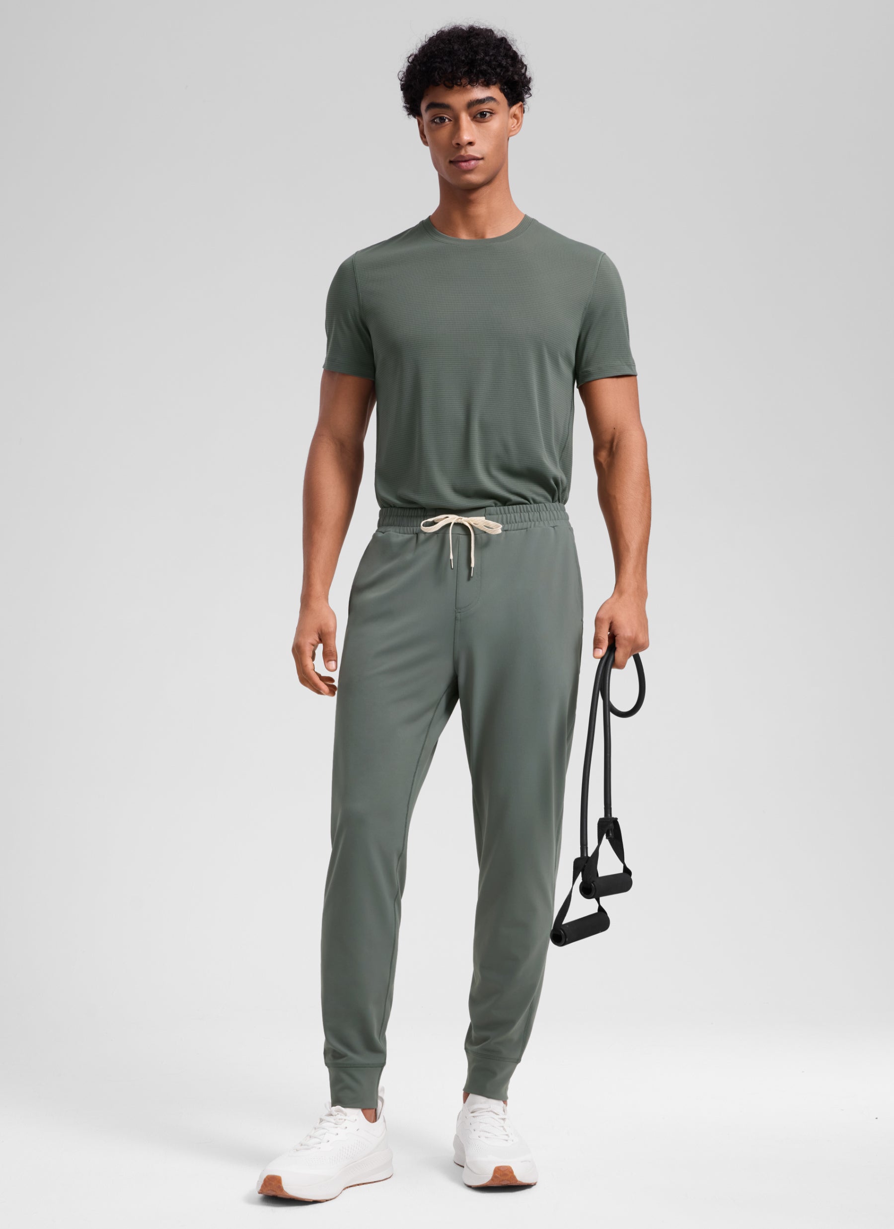 CRZ YOGA Men's Workout Casual Mid Rise Drawstring Pocket Jogger 29