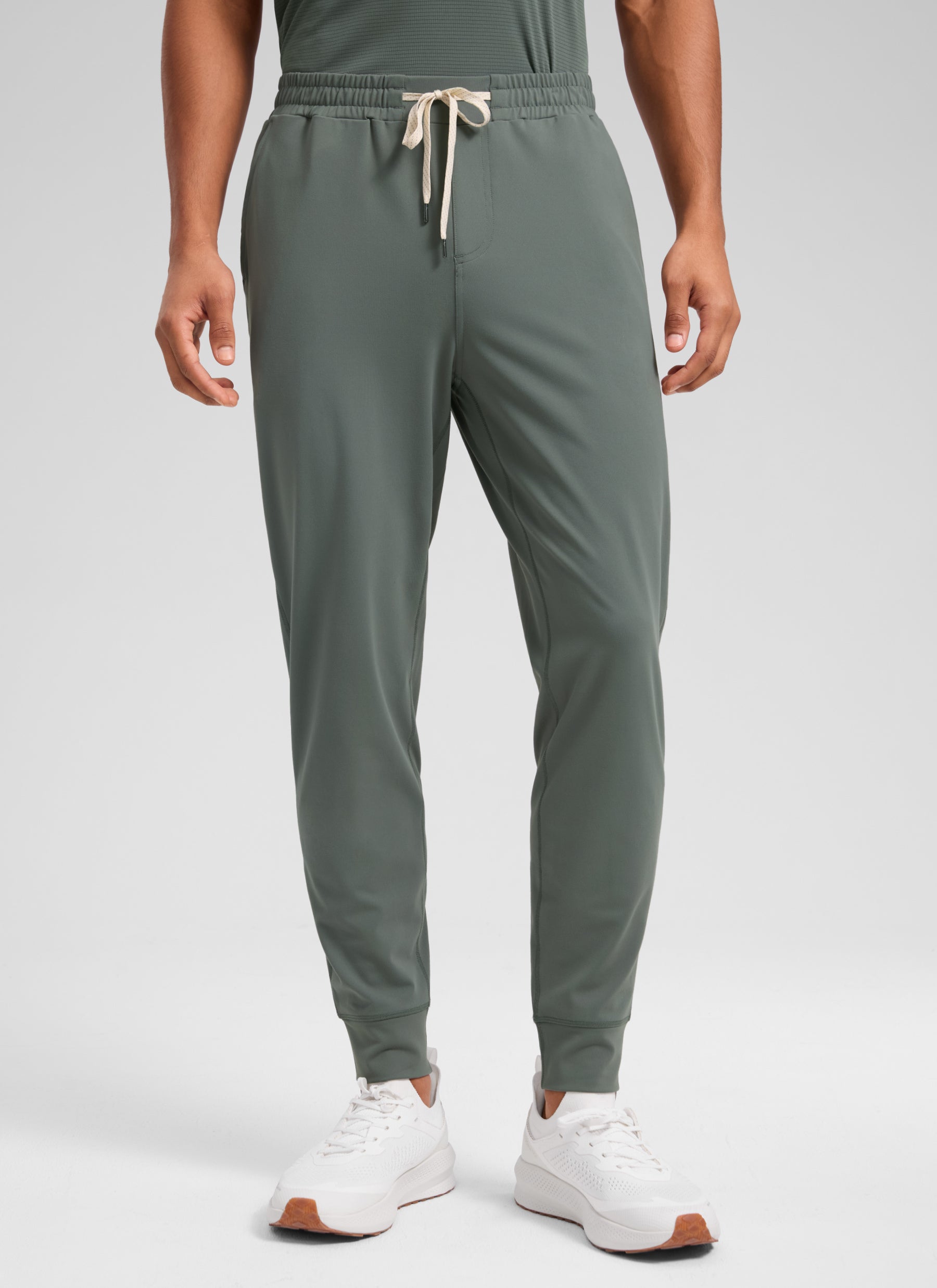 CRZ YOGA Men's Workout Casual Mid Rise Drawstring Pocket Jogger 29