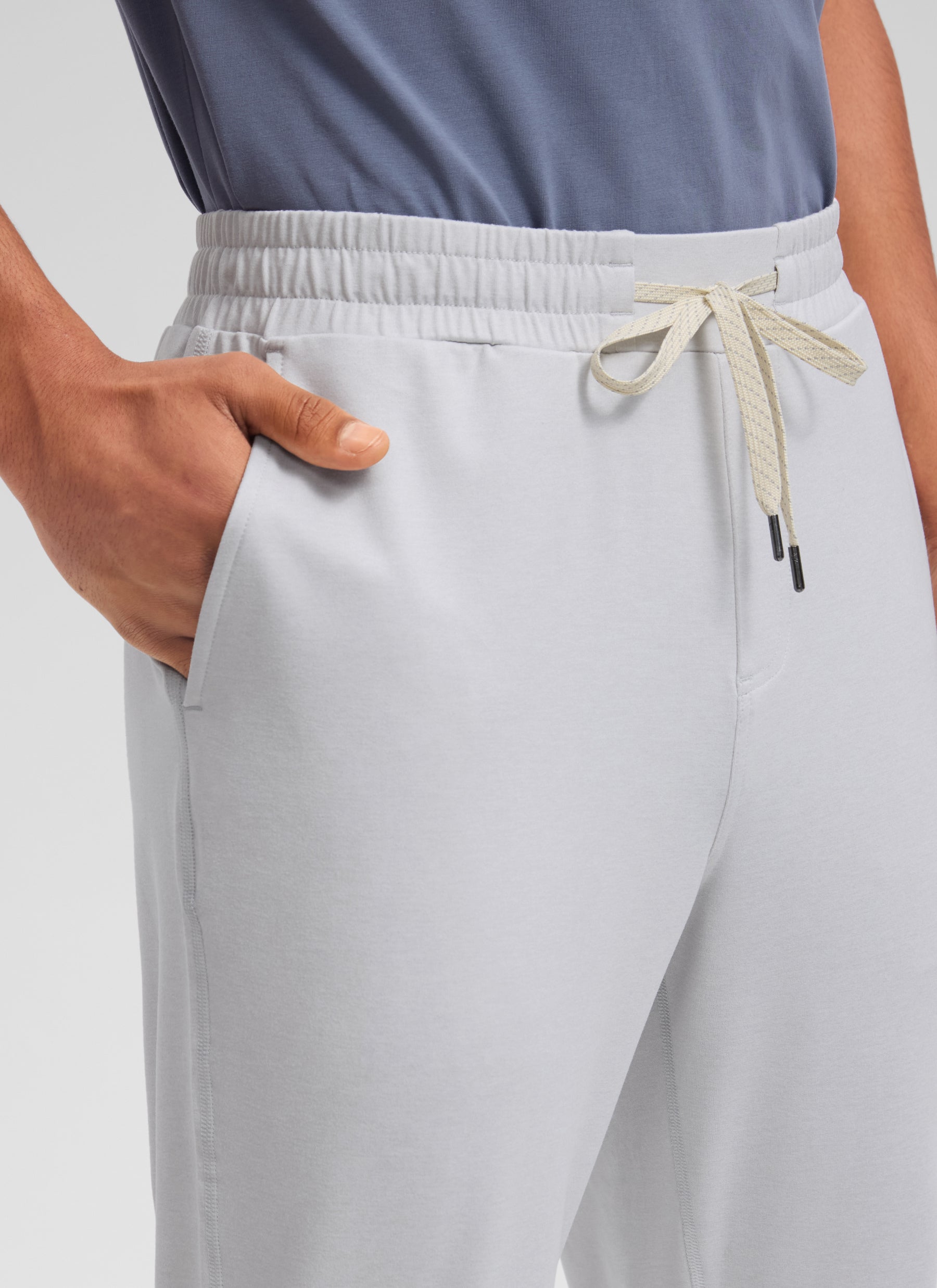 CRZ YOGA Men's Workout Casual Mid Rise Drawstring Pocket Jogger 29