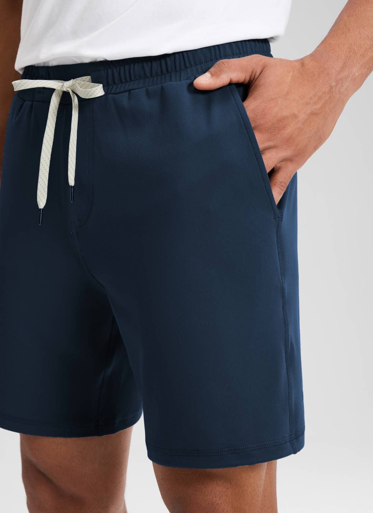 CRZ YOGA Men's Workout Mid Rise Drawstring Performance Knit Shorts 7