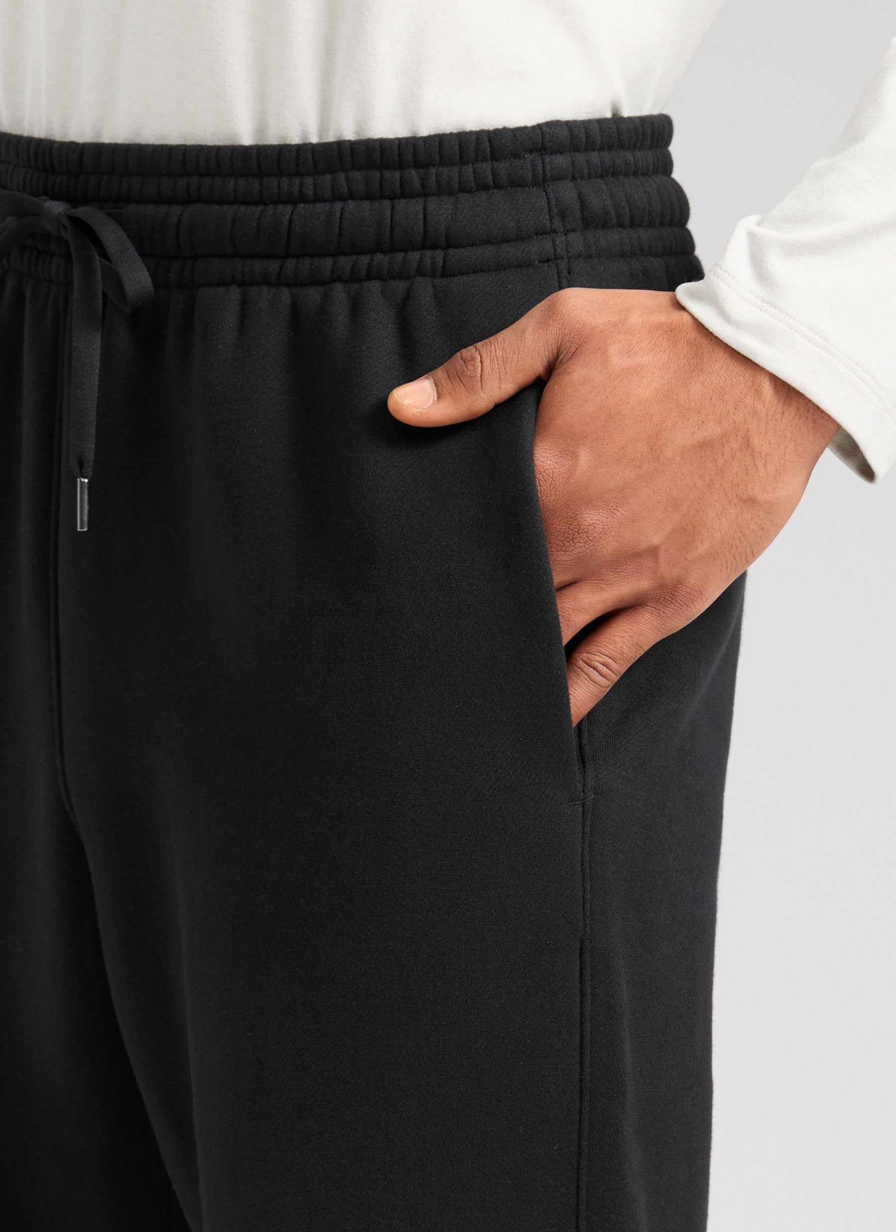CRZ YOGA Men's Fleece Lined Casual Mid Rise Sweatpant 30