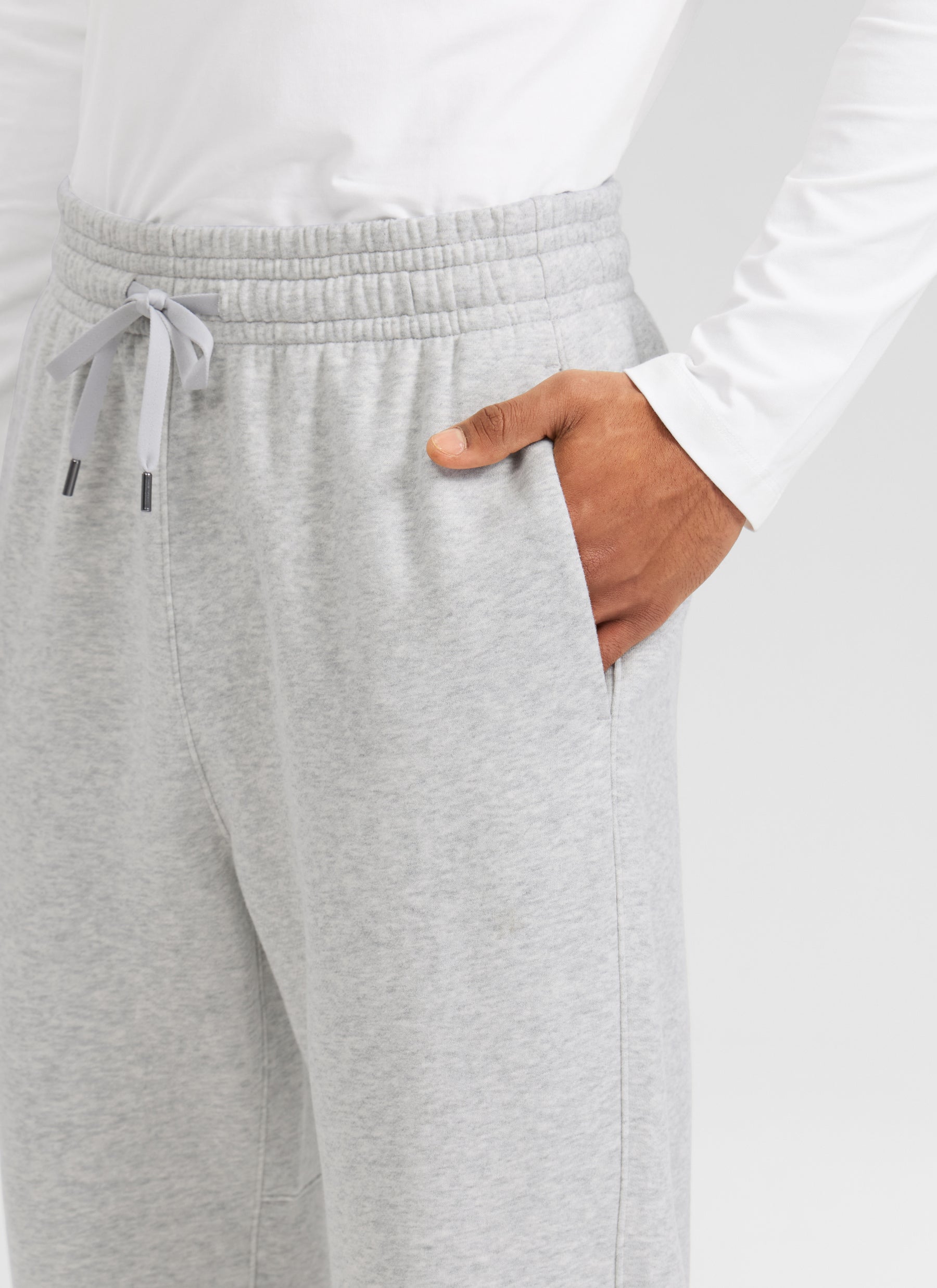 CRZ YOGA Men's Fleece Lined Casual Mid Rise Sweatpant 30