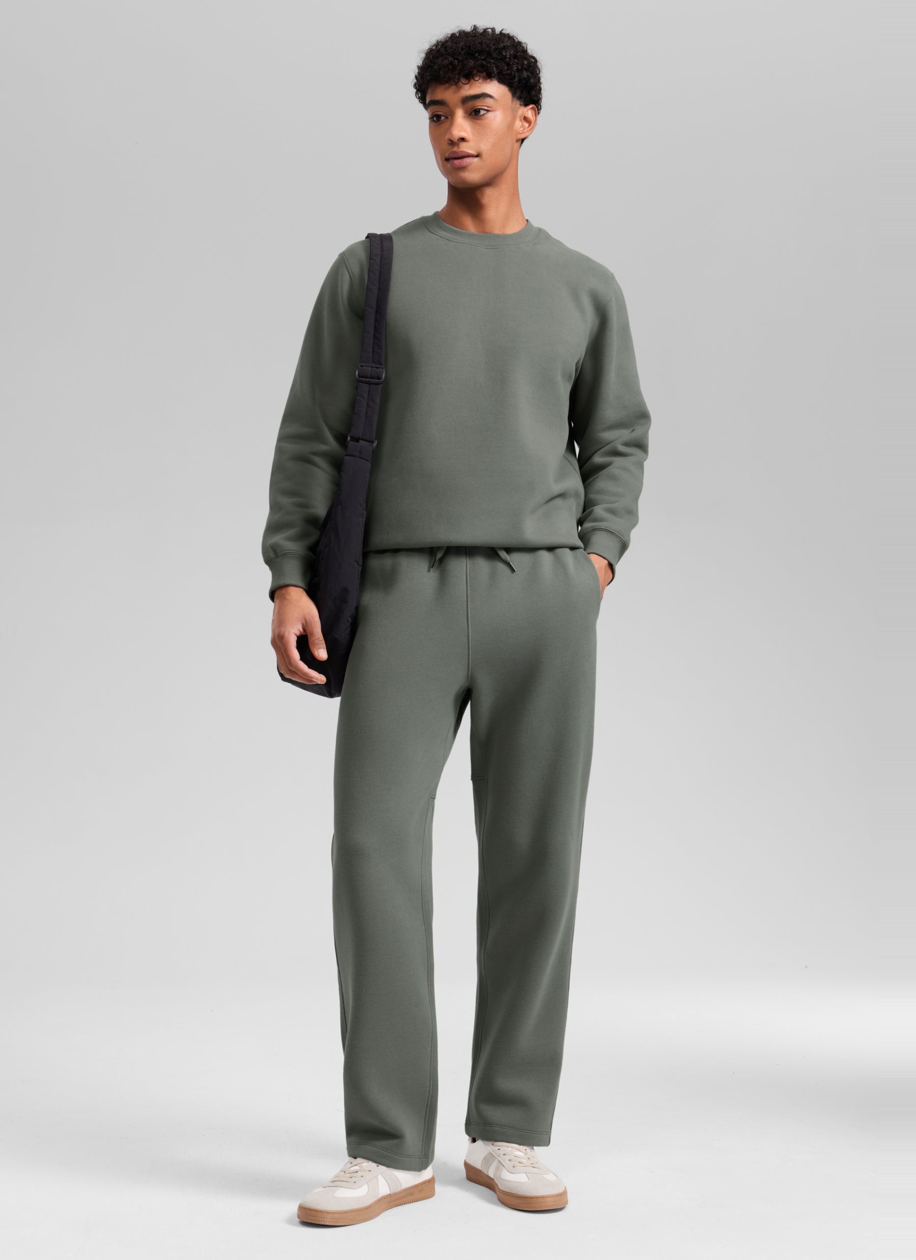 CRZ YOGA Men's Fleece Lined Casual Mid Rise Sweatpant 30