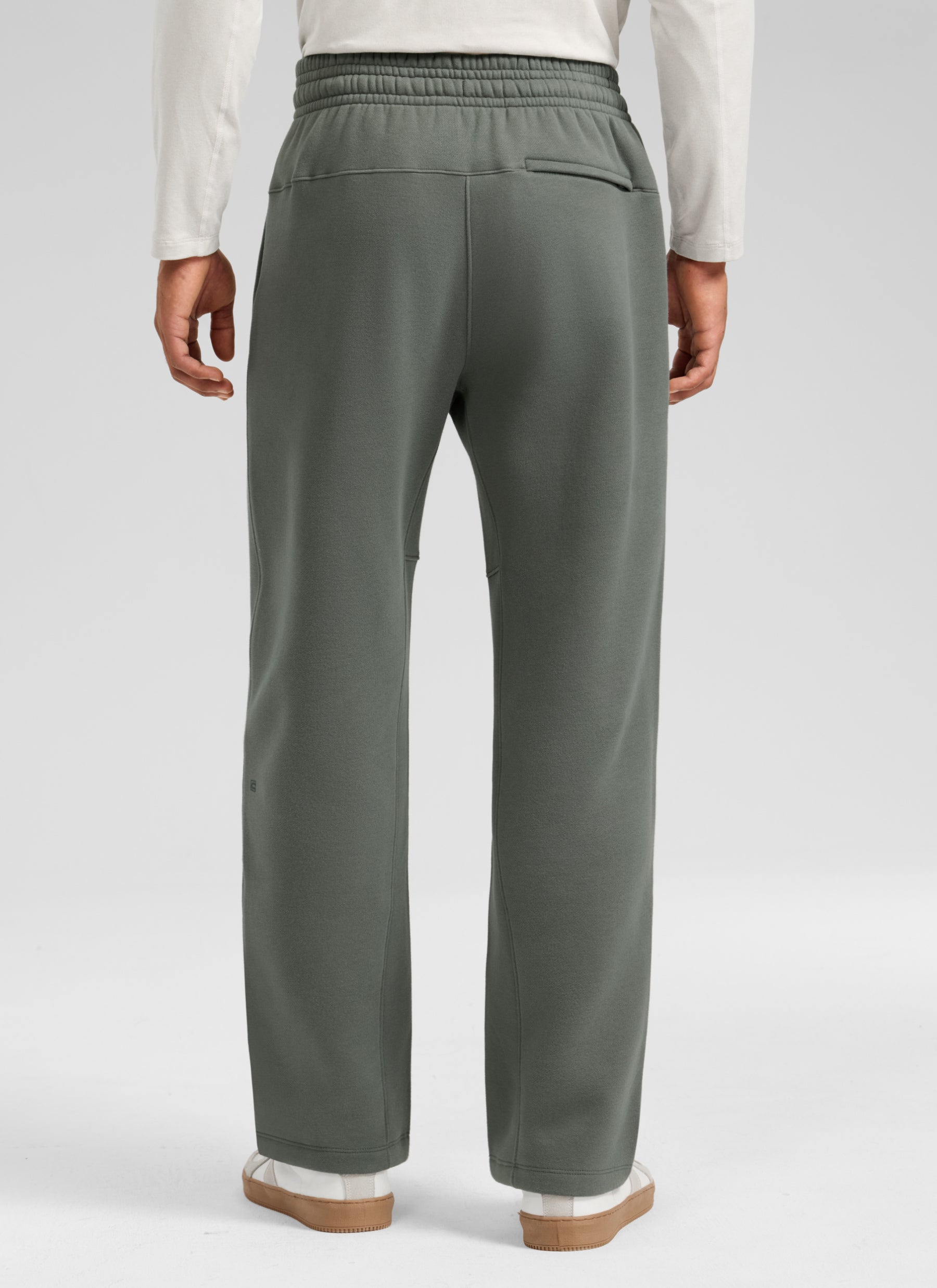 CRZ YOGA Men's Fleece Lined Casual Mid Rise Sweatpant 30