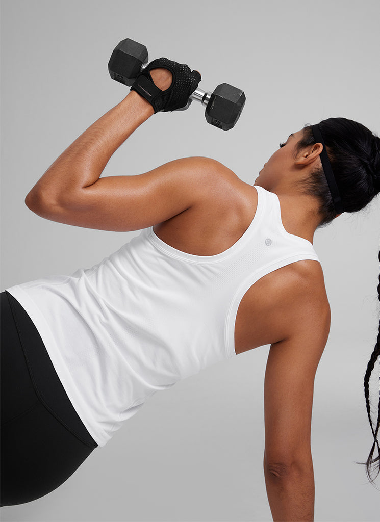 CRZ YOGA Women's Yoga Slim Fit Seamless Tank Crew Neck Racerback Black