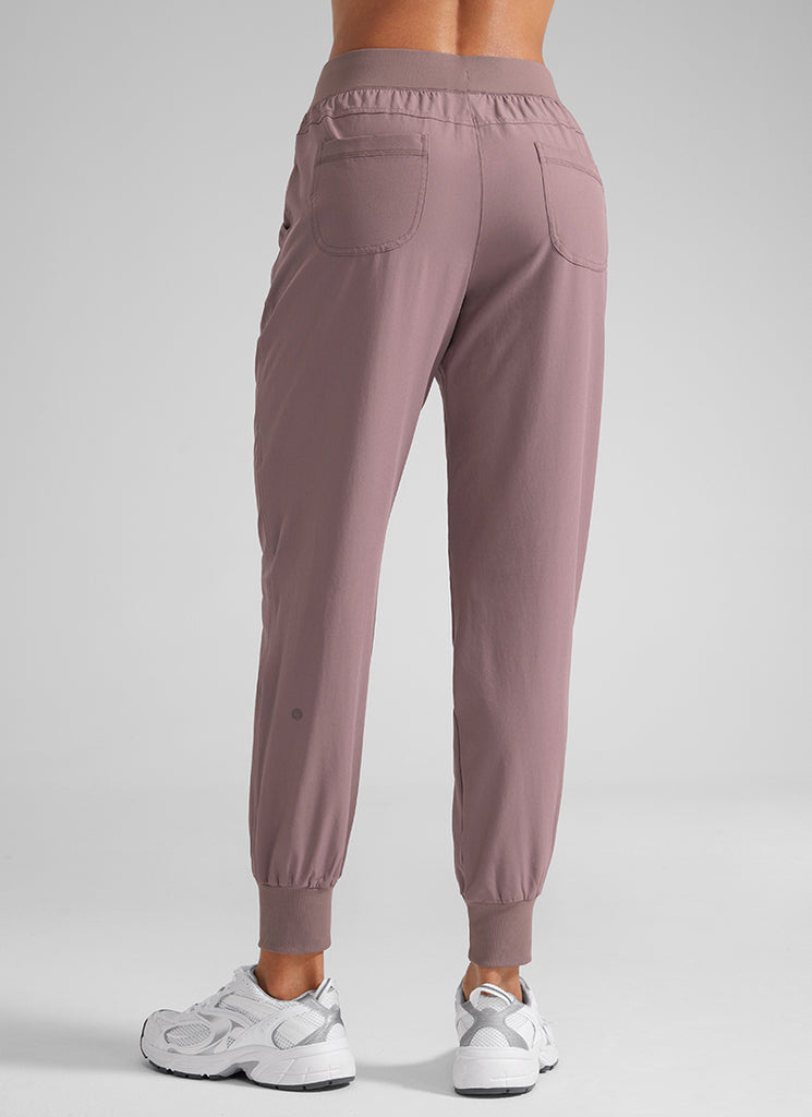 CRZ YOGA Women's Train Loose Fit Feathery-Fit Drawstring Jogger 28'' Mauve