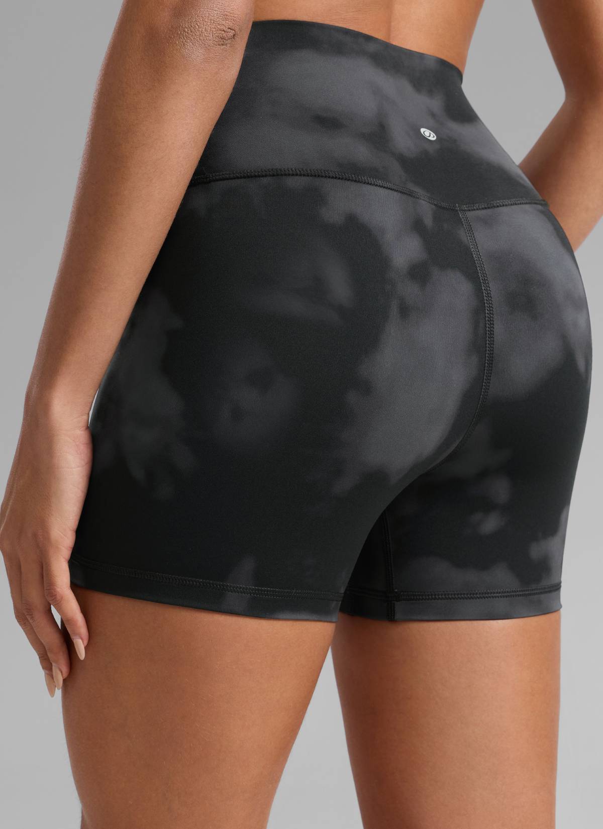 CRZ YOGA Women's Yoga High Rise Biker Shorts Nakedfeel Shorts 4'' Black Tie Dye Flowers