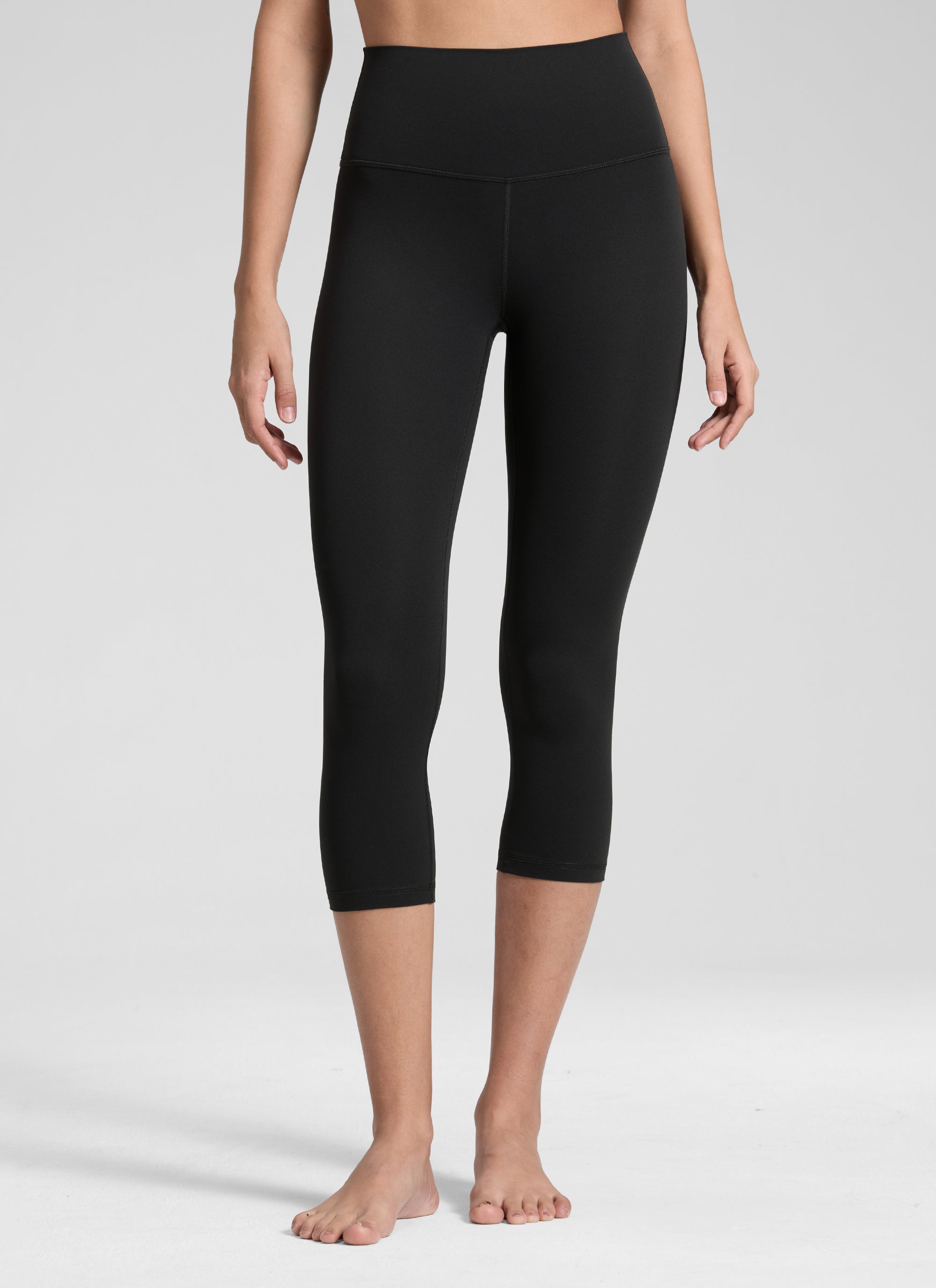CRZ YOGA Women's Yoga Lounge High Rise Butterluxe Yoga Leggings 19'' Black @model_info:Jenna