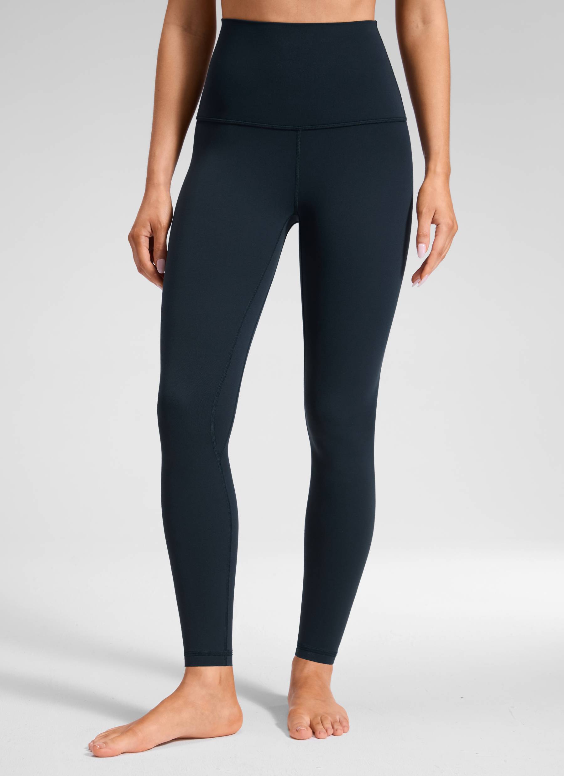 CRZ YOGA Women's Yoga Super High Waist Butterluxe Yoga Leggings 28'' True Navy @model_info:Malisa