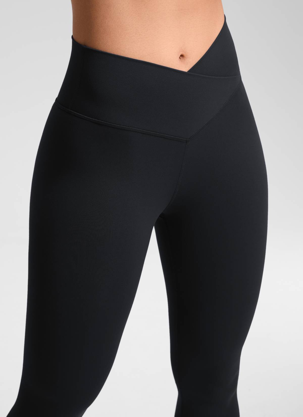 CRZ YOGA Women's High Rise Butterluxe Yoga Leggings 25'' V Cross Waist Black @model_info:Fiona