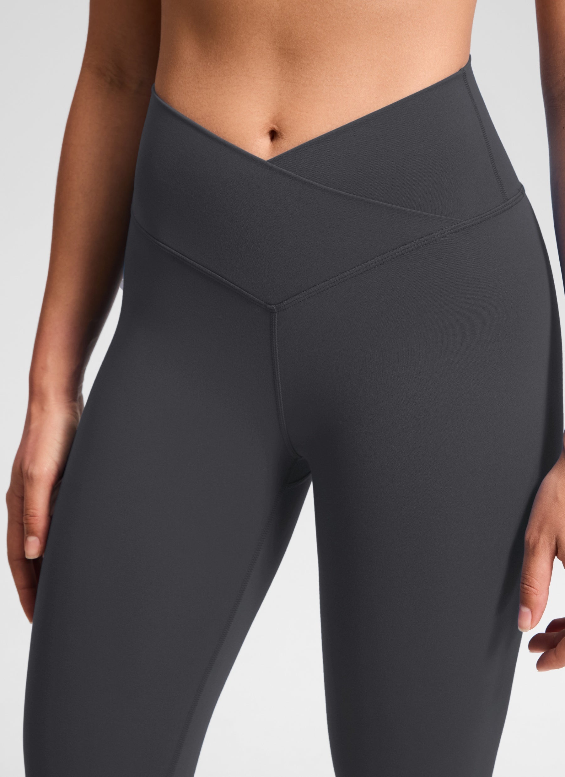 CRZ YOGA Women's High Rise Butterluxe Yoga Leggings 28'' V Cross Waist Mysterious Grey @model_info:Fiona