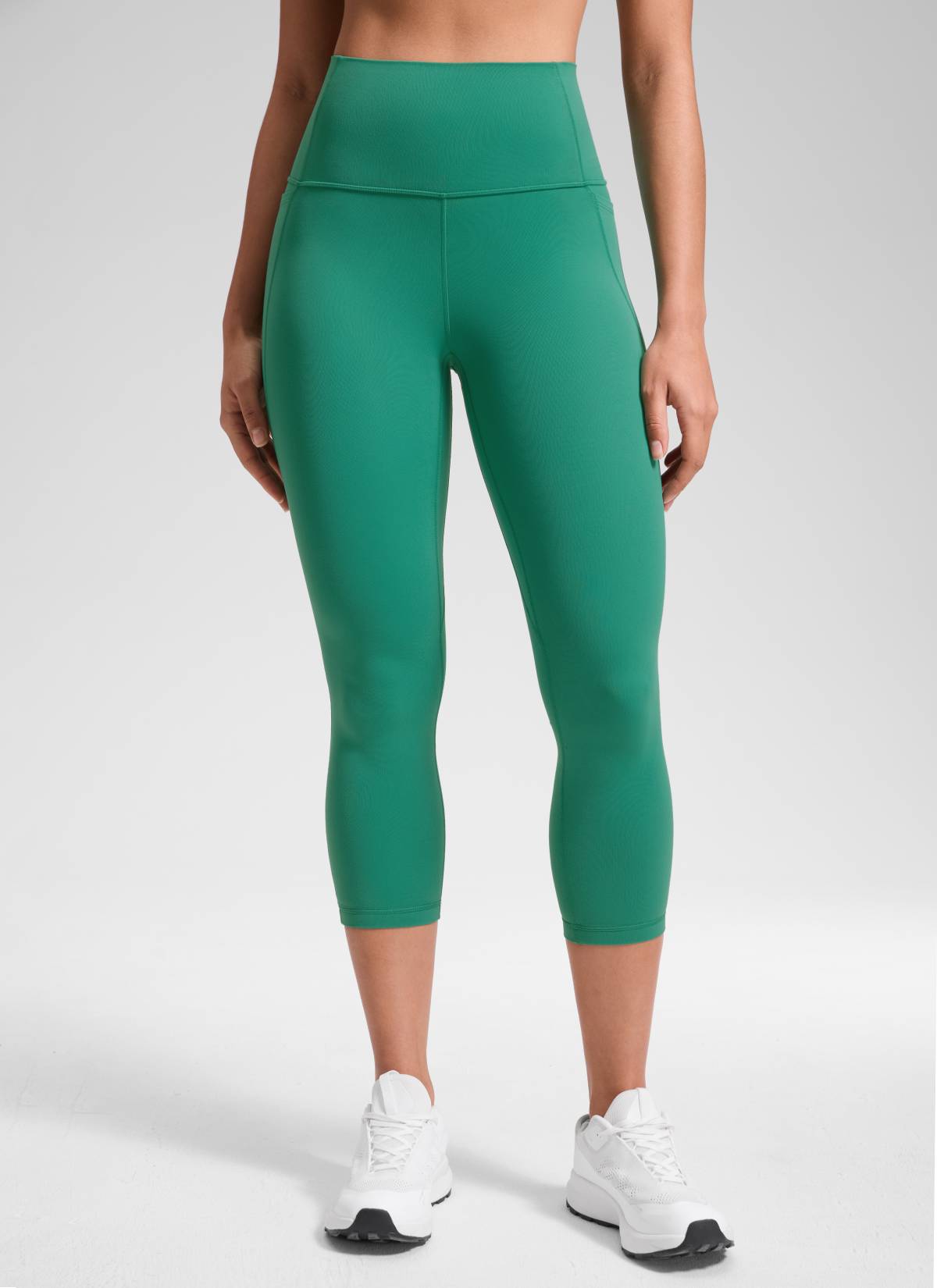 CRZ YOGA Women's Yoga High Rise Butterluxe Capri with Pockets 21'' Cascadia Green @model_info:Fiona