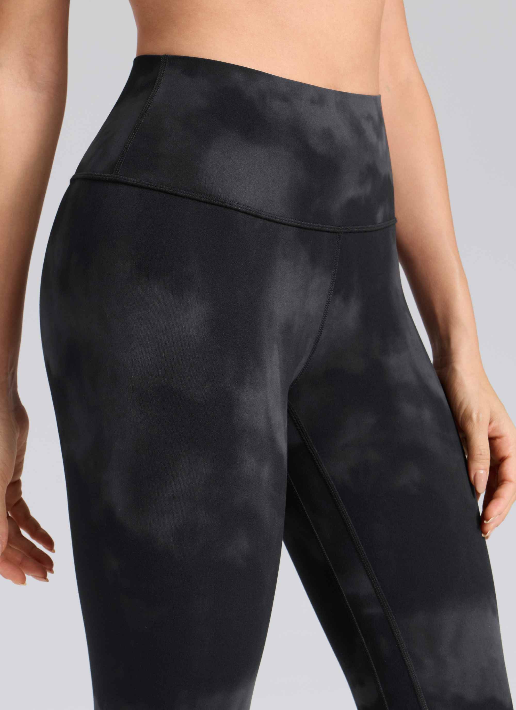 CRZ YOGA Women's Workout High Rise Butterlift Yoga Leggings 25'' Black Tie Dye Flowers @model_info:Bruna