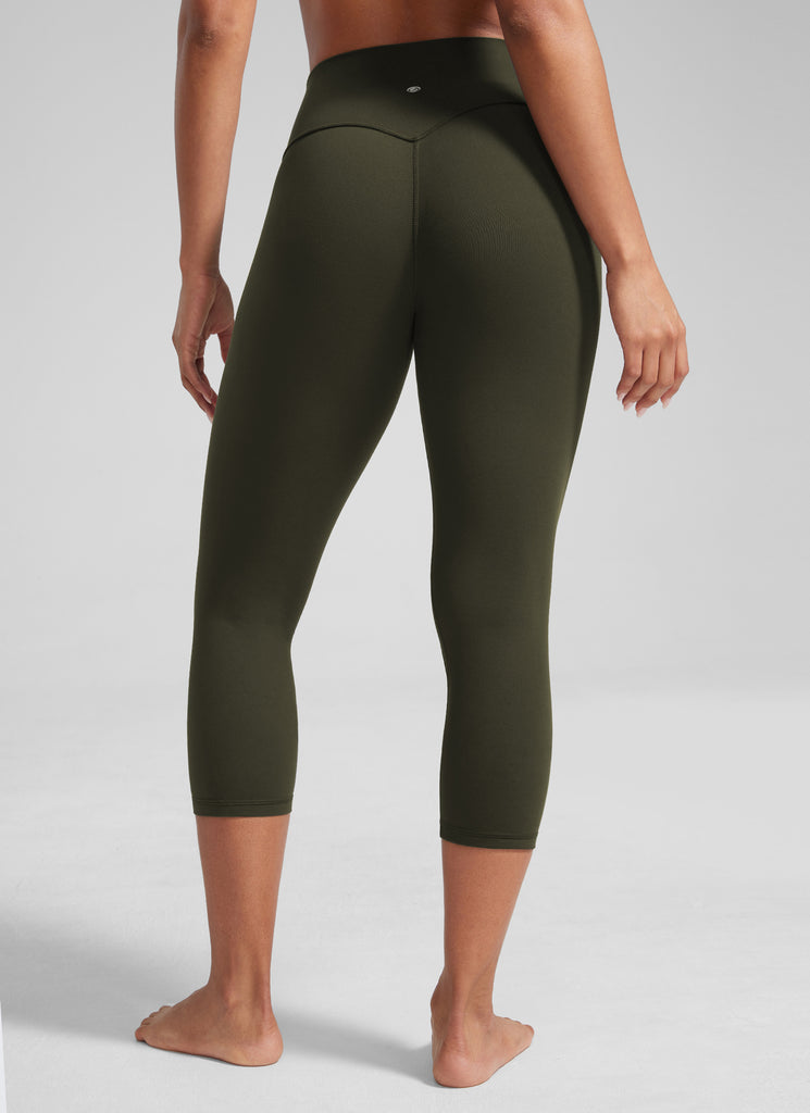 CRZ YOGA Women's High Waisted Capris Workout Leggings 21" Light Army Green