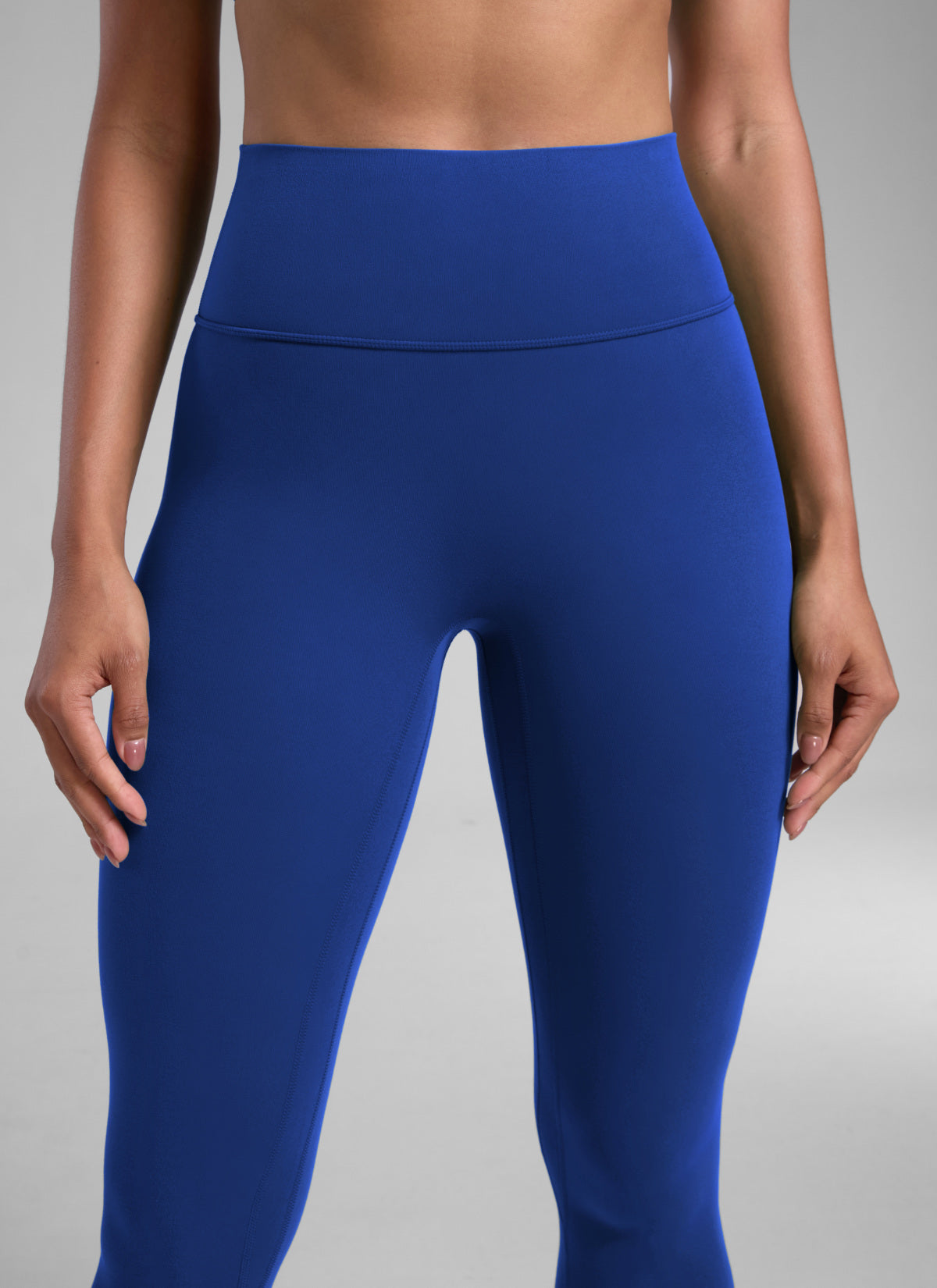 CRZ YOGA Women's Secretsculpt™ Workout No Front Seam Legging 28'' Waves Blue @model_info:Barbara