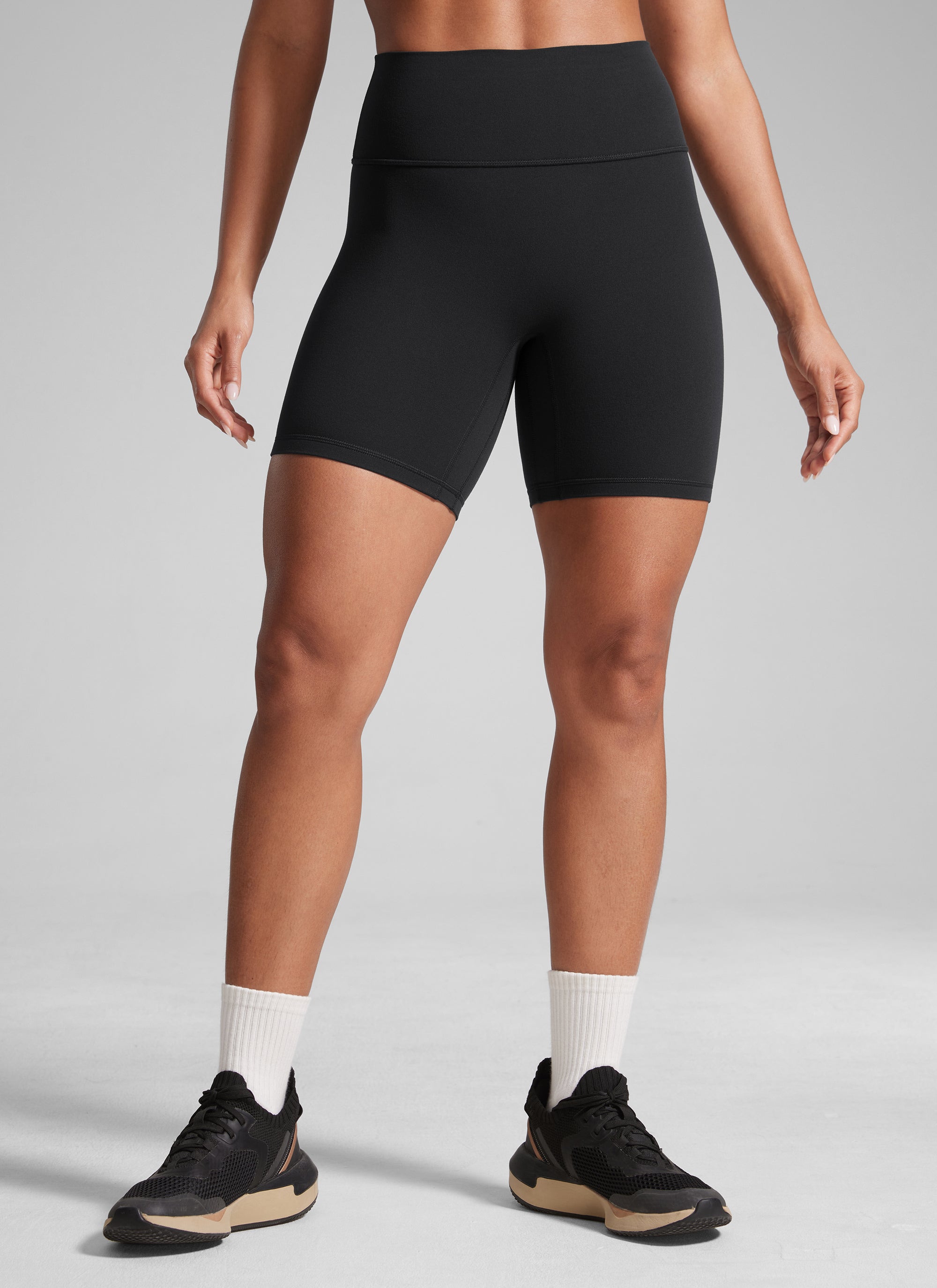 CRZ YOGA Butterlift Womens Scrunch Butt Biker Shorts 6'' No Front Seam Black