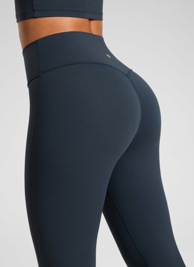 CRZ YOGA Women's Butterlift Hidden Scrunch Butt Flare Leggings 31" True Navy