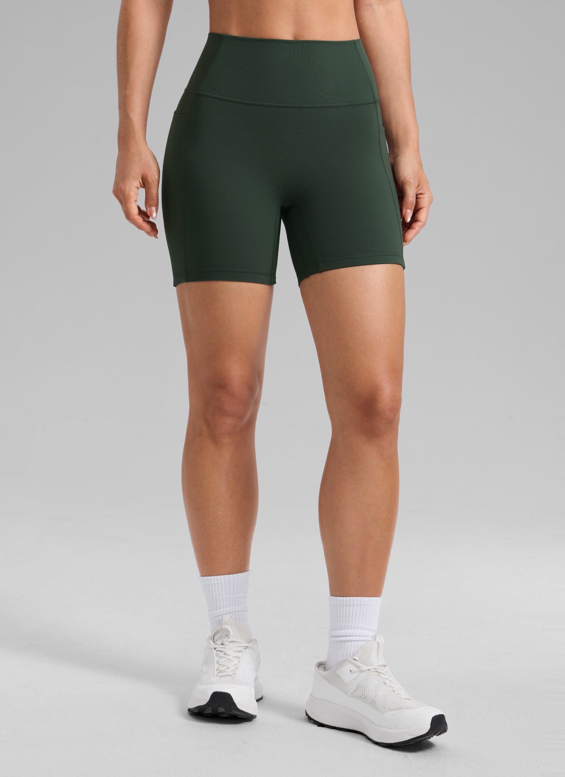 CRZ YOGA Butterlift Womens Scrunch Butt No Front Seam Pocket Biker Shorts 5'' Legend Green @model_info:A