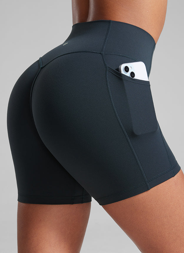 CRZ YOGA Butterlift Womens Scrunch Butt No Front Seam Pocket Biker Shorts 5'' True Navy