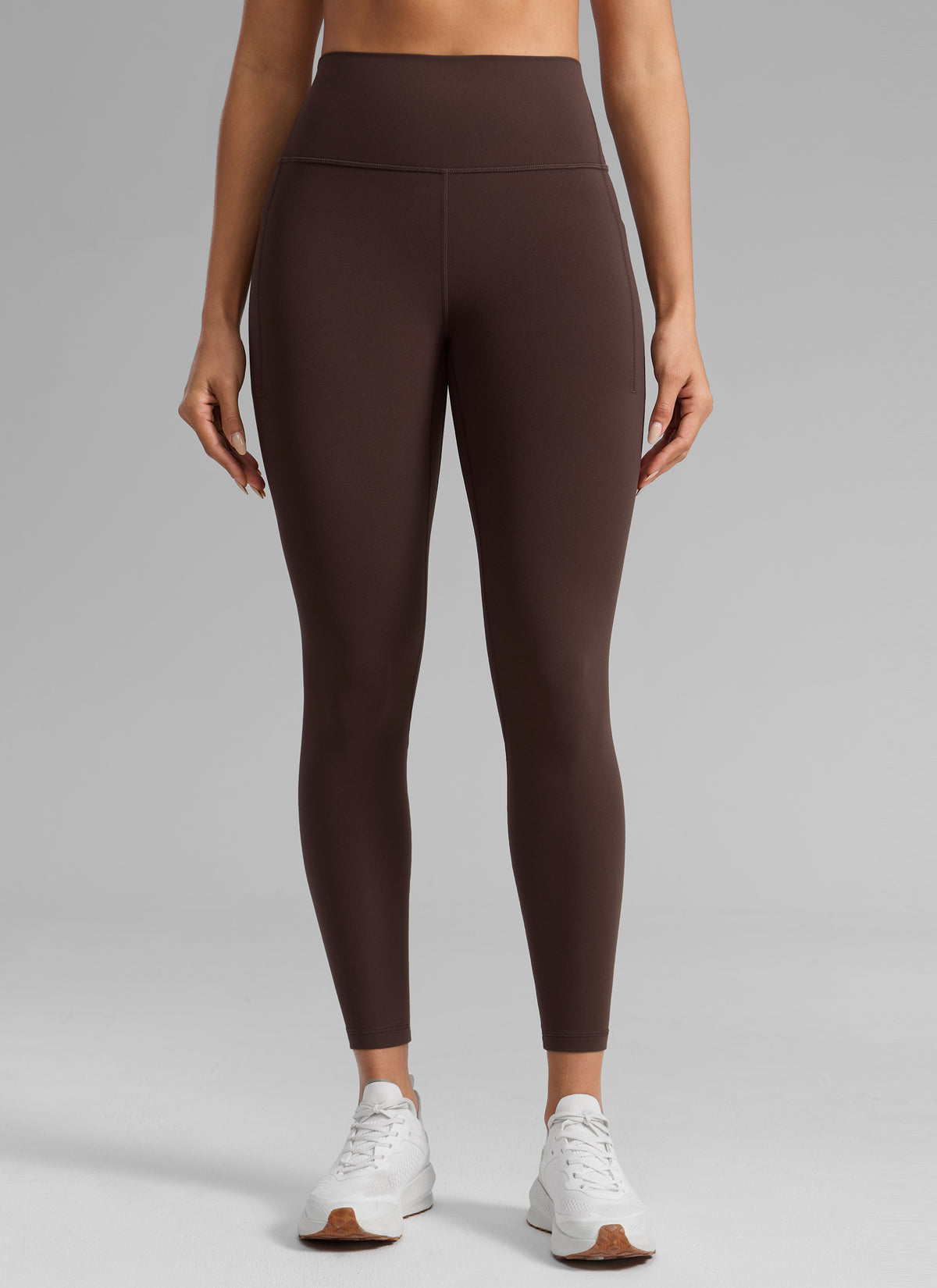 CRZ YOGA Women's Butterlift Workout High Rise Pocket Leggings 25'' Hot Fudge Brown @model_info:Dany